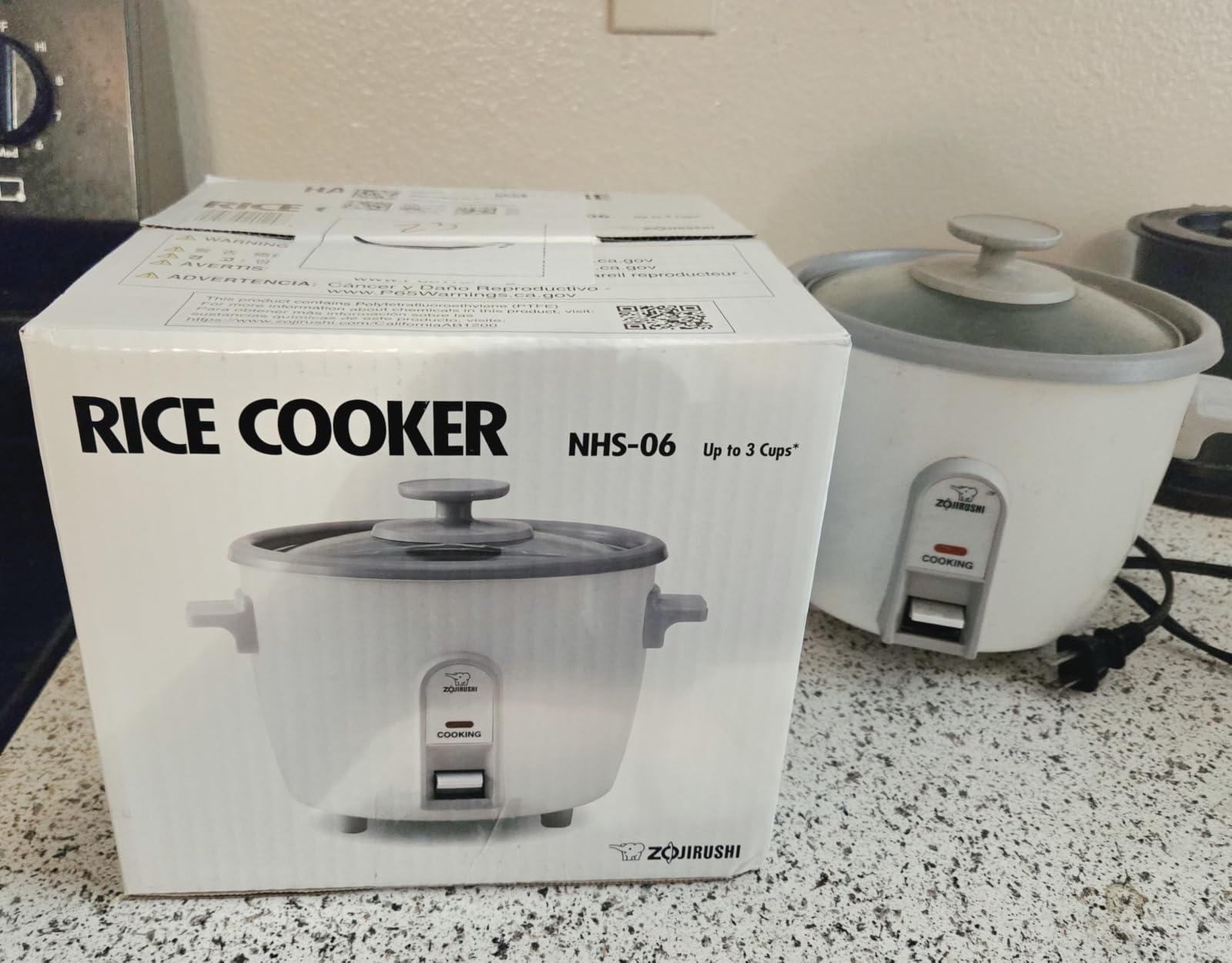 Zojirushi 3 Cup Rice Cooker/Steamer (White) customer photo 1