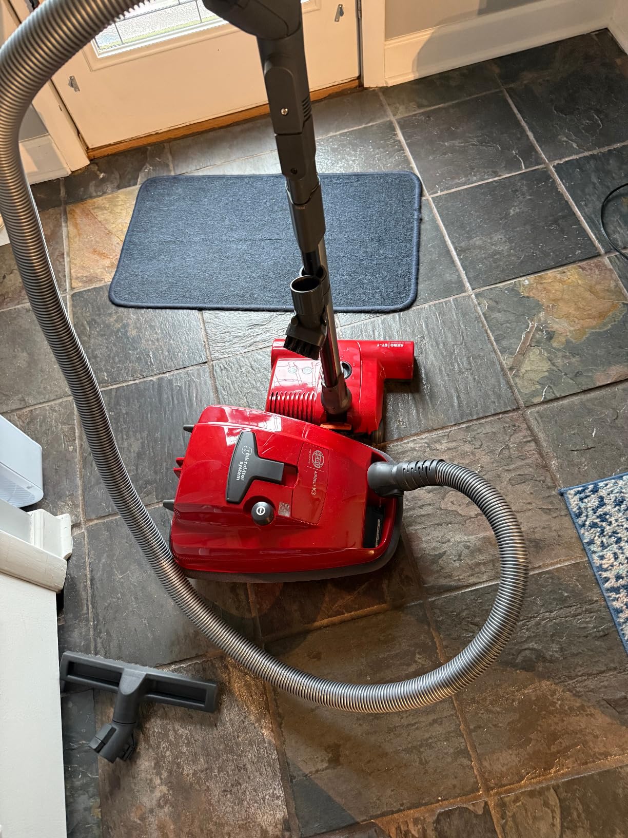 SEBO 9687AM AIRBELT K3 Premium Canister Vacuum Cleaner with 7-Year Motor Warranty, ET-1 Powerhead for Pets and Carpeting customer photo 1