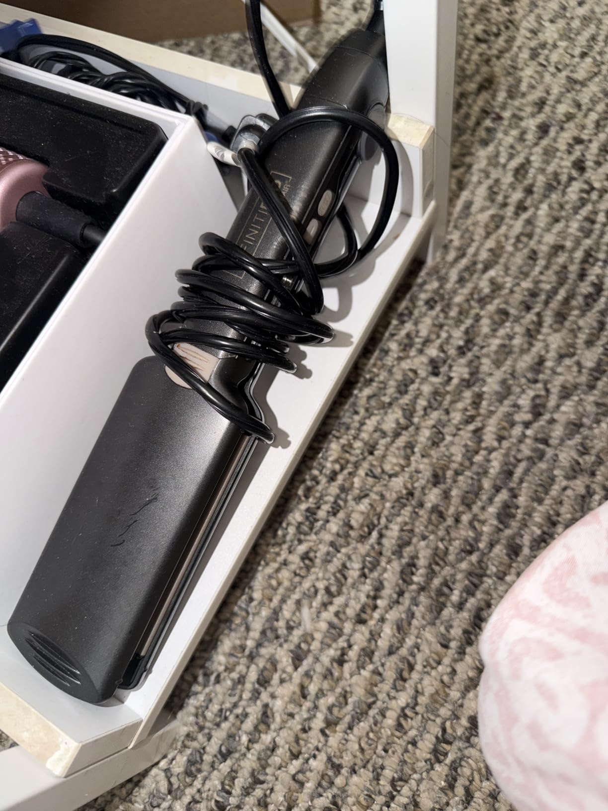 INFINITIPRO BY CONAIR Tourmaline Ceramic 1-Inch Flat Iron Hair Straightener, 1-Inch Flat Iron to Straighten or Curl, 5 Heat Settings, for All Hair Types and Textures, Metallic Gray customer photo 1