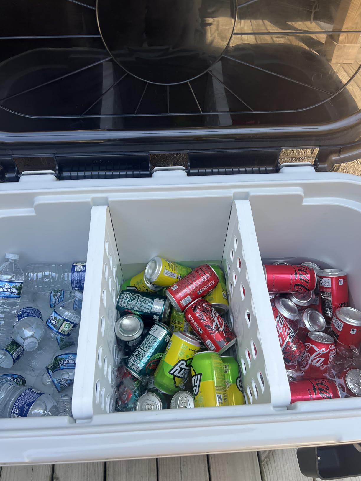 Igloo Polar and Party Bar Series Insulated Ice Chest Hard Cooler customer photo 2