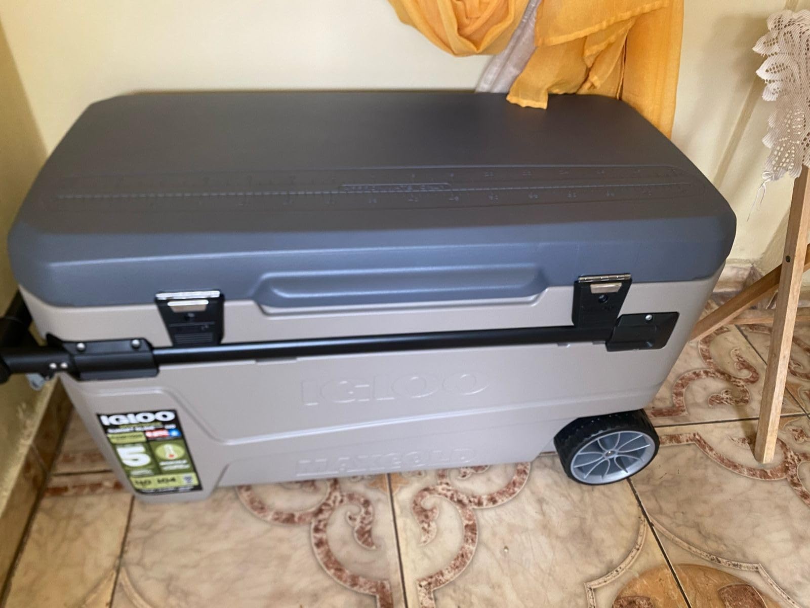 Igloo Maxcold Glide 110Qt Wheeled Cooler, Insulated Hard Shell Ice Chest customer photo 2