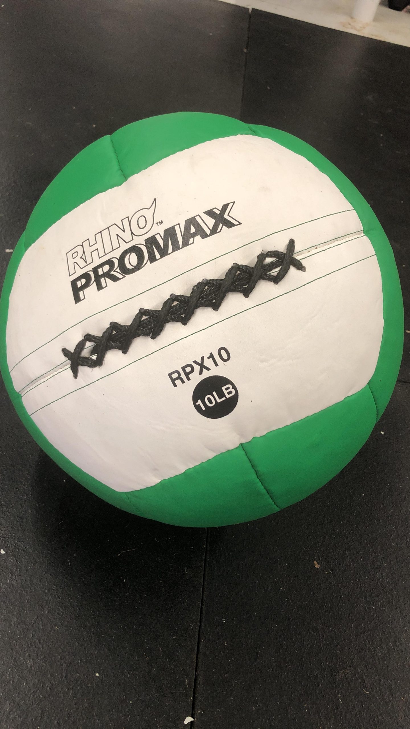 Champion Sports Rhino Promax Wall Balls - Soft Shell Non-Slip Grip for Weightlifting, Plyometrics, Cross Training, & Home Gym customer photo 2