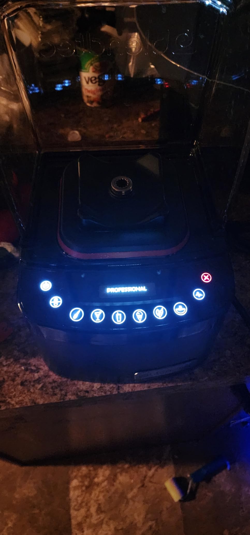 Blendtec Professional 800 Blender with WildSide+ Jar and Sound Enclosure customer photo 1