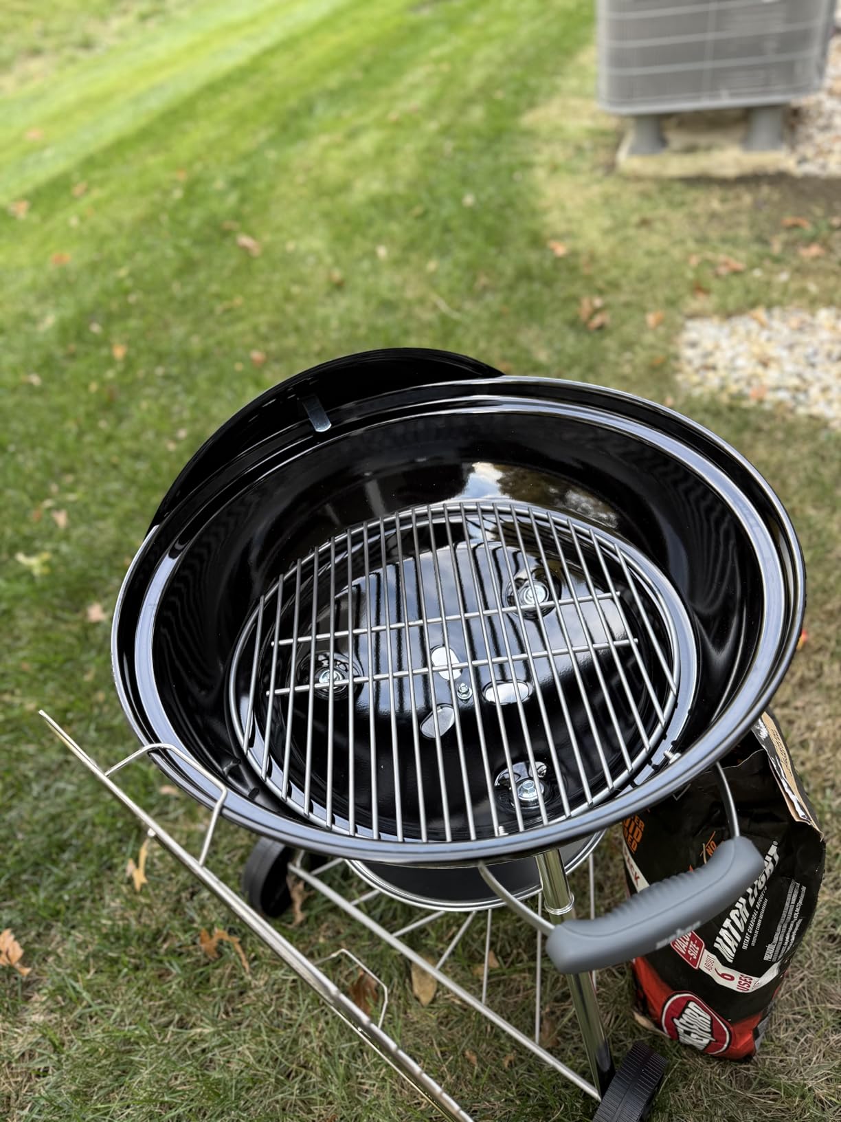 Weber® Jumbo Joe Premium Compact Charcoal Grill, 22‑Inch, Black | Compact Outdoor BBQ Grill with Durable Plated Steel Grates, Porcelain‑Enameled Bowl & Precision Airflow Control customer photo 2