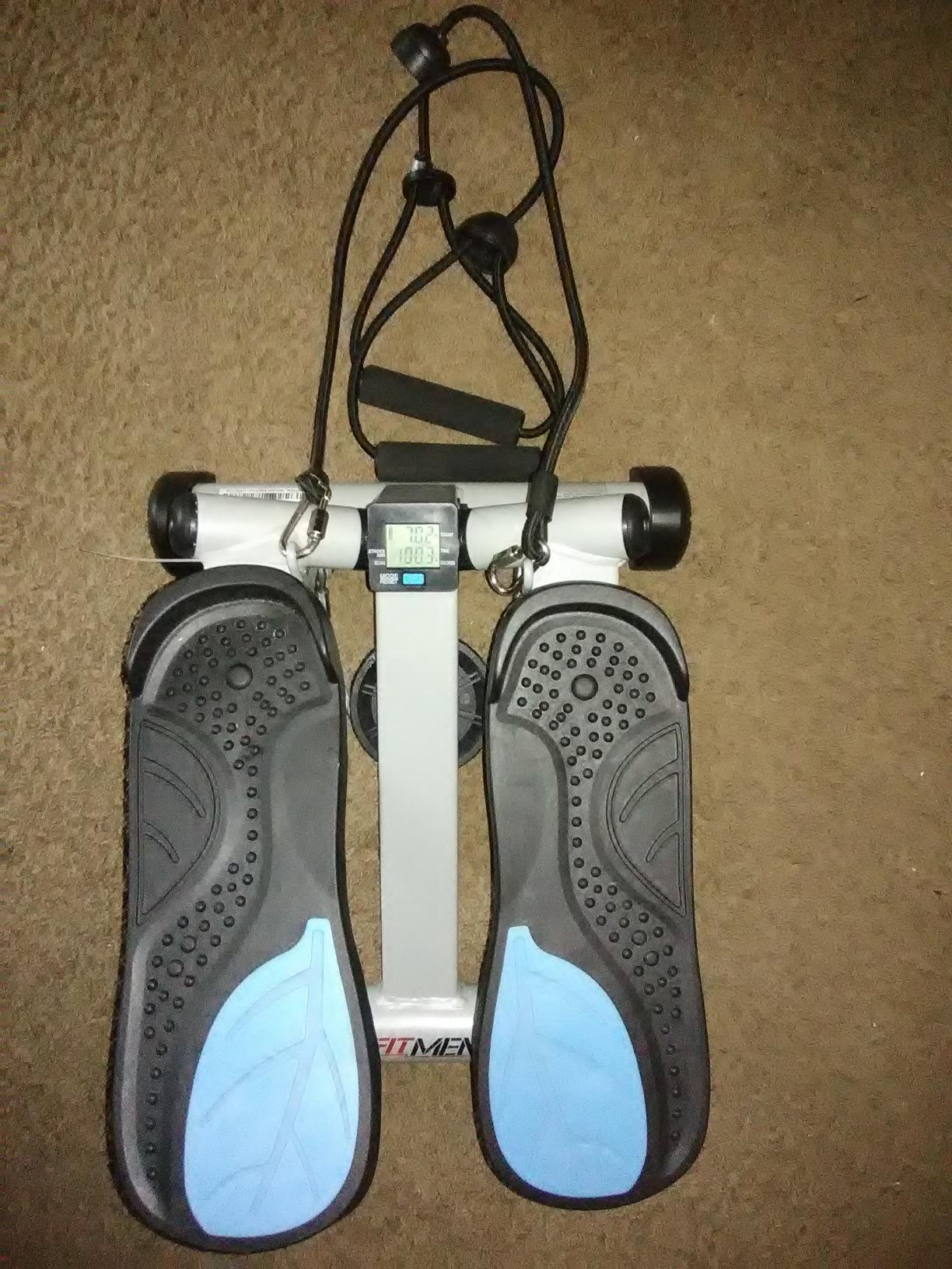Efitment Mini Stepper for Exercise at Home, Twist Stair Stepper with Resistance Bands, LCD Monitor, Compact Cardio Step Machine for Full Body Workout customer photo 1