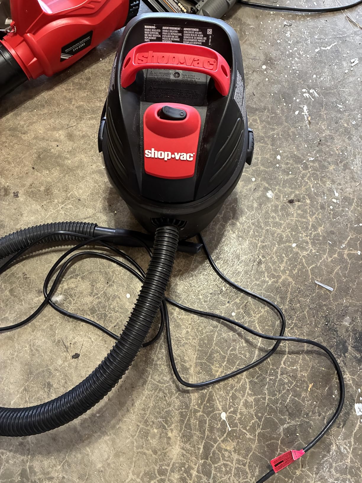Shop-Vac 9303511 2.5 Gallon 2.5 Peak HP Wet/Dry Vacuum with Blower Function | Wall Mounted Design, 1.25