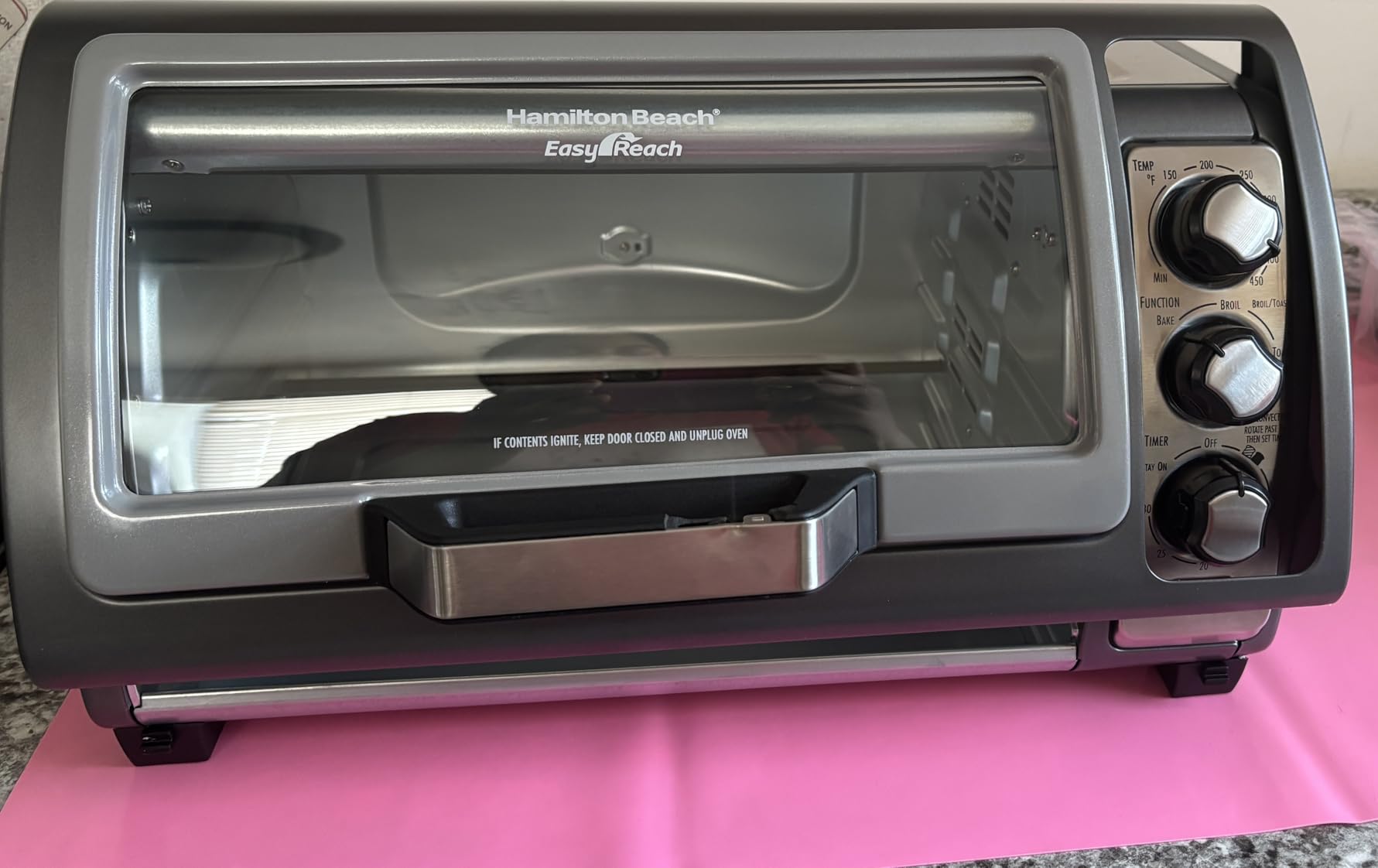 Hamilton Beach Easy Reach 6 Slice Countertop Convection Toaster Oven with Roll-Top Door customer photo 2