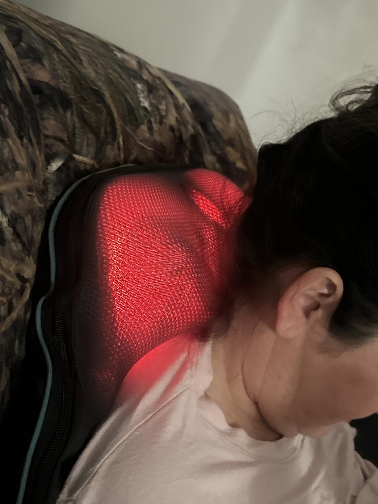 Mo Cuishle Shiatsu Neck Massager for Pain Relief Deep Tissue - Gifts for Men | Deep Kneading Back Shoulder Massage with Heat, Ideal for Christmas, Mothers Day, Fathers Day, Gifts for Women Mom Dad Her Him customer photo 2