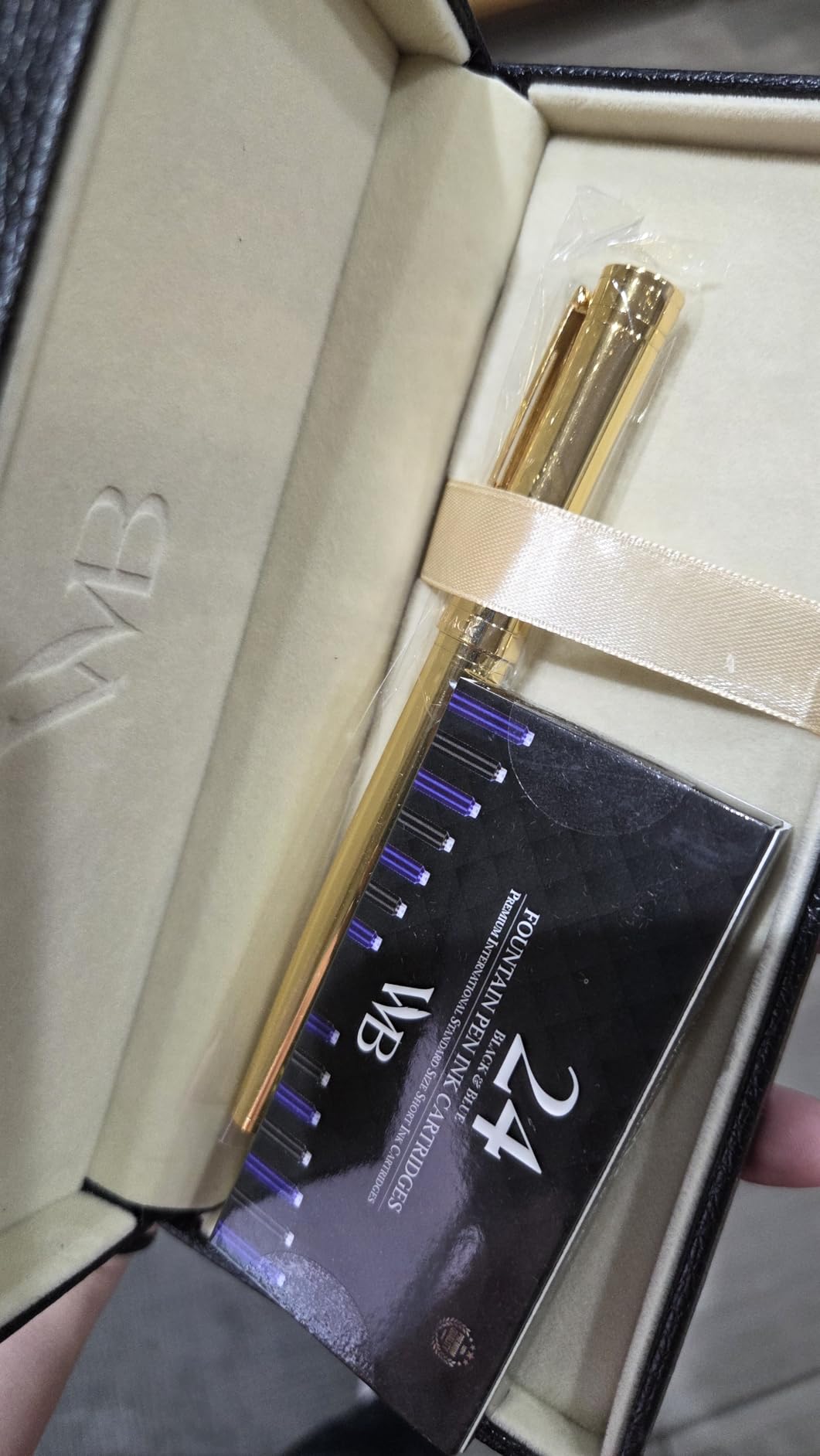 Wordsworth & Black Luxury Fountain Pen Set for Writing, Medium Nib, Silver | Gift for Men & Women, Brass Body, 18K German Iridium, Converter + 24 Ink Cartridges, Refillable, Leak-Free customer photo 1