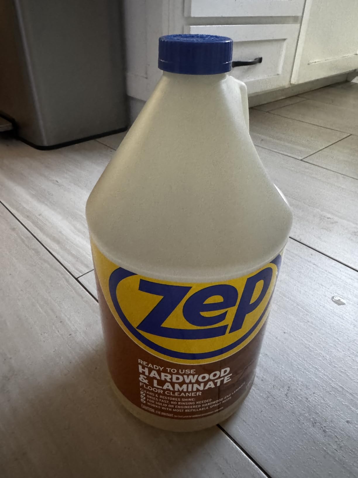 Zep Hardwood and Laminate Floor Cleaner - 1 Gallon (Pack of 2) customer photo 2