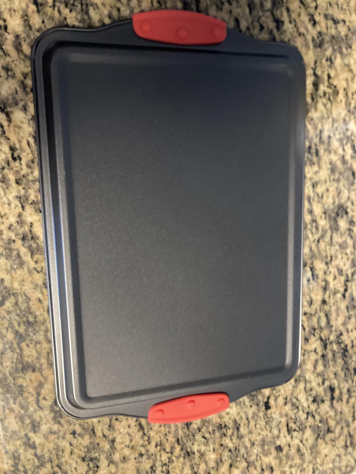 NutriChef 10-Piece Nonstick Kitchen Oven Baking Pans - Premium & Stylish Non-Stick Carbon Steel - Commercial Grade Restaurant Quality Metal Bakeware with Silicone Handles customer photo 1