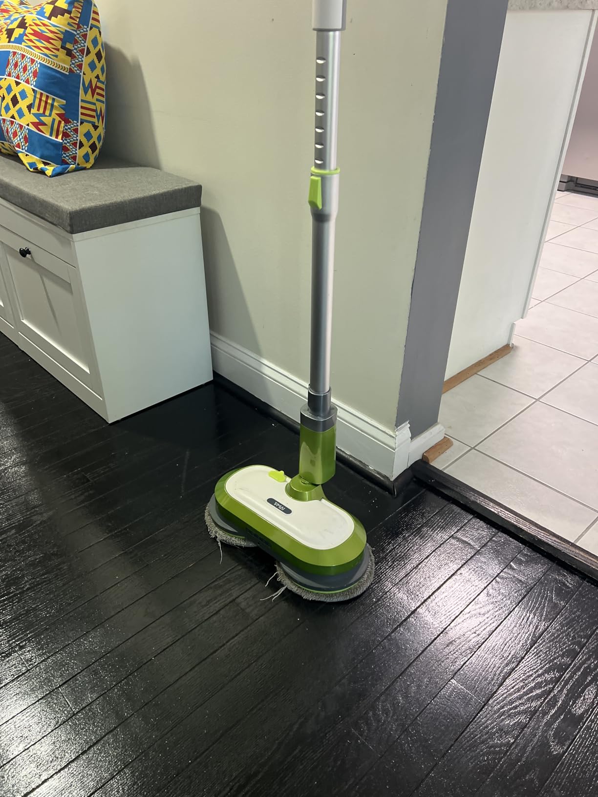 VMAI Cordless Electric Mop with Water Spray & Detachable Battery | Rechargeable Floor Spin Mop & Scrubber with LED Headlight, Washable Pads, Lightweight for Hardwood Tile Marble Floor Cleaning customer photo 1