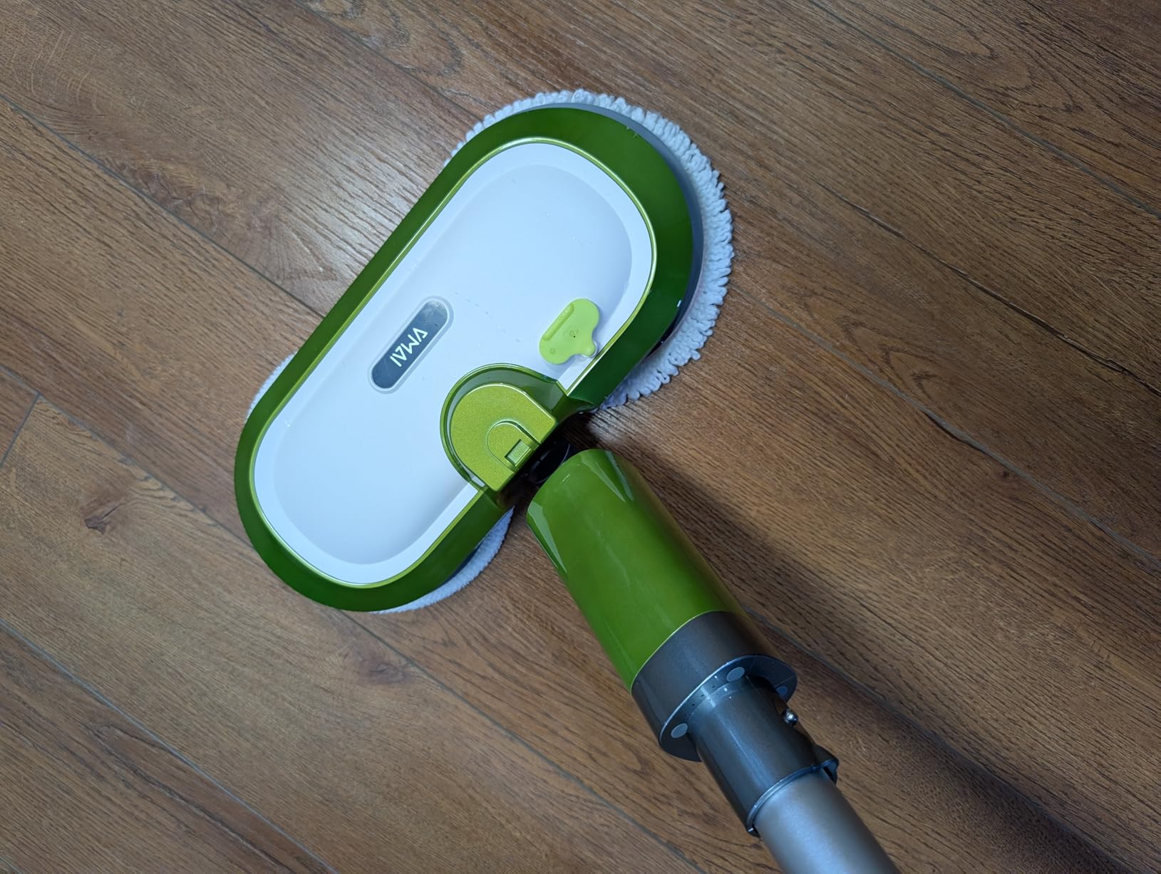 VMAI Cordless Electric Mop with Water Spray & Detachable Battery | Rechargeable Floor Spin Mop & Scrubber with LED Headlight, Washable Pads, Lightweight for Hardwood Tile Marble Floor Cleaning customer photo 2