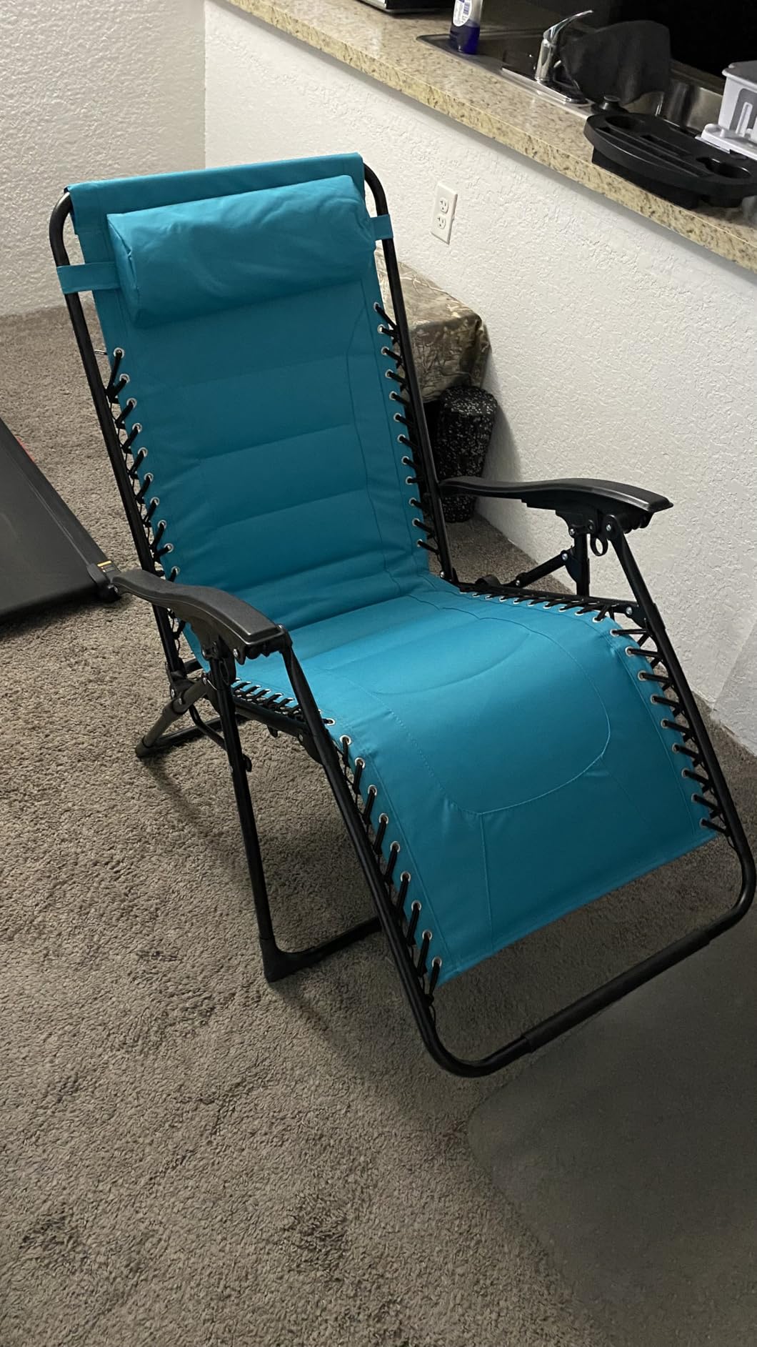 Best Choice Products Oversized Padded Zero Gravity Chair Recliner customer photo 1