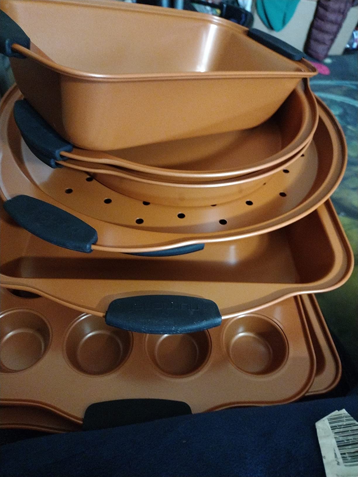 NutriChef 10-Piece Nonstick Baking Pans Set - Bakeware Sets for Cookies, Cakes, & Roasting - Bakeware Includes Cookie Sheet, Muffin Pan, Cake Pan, & Pizza Pans customer photo 2