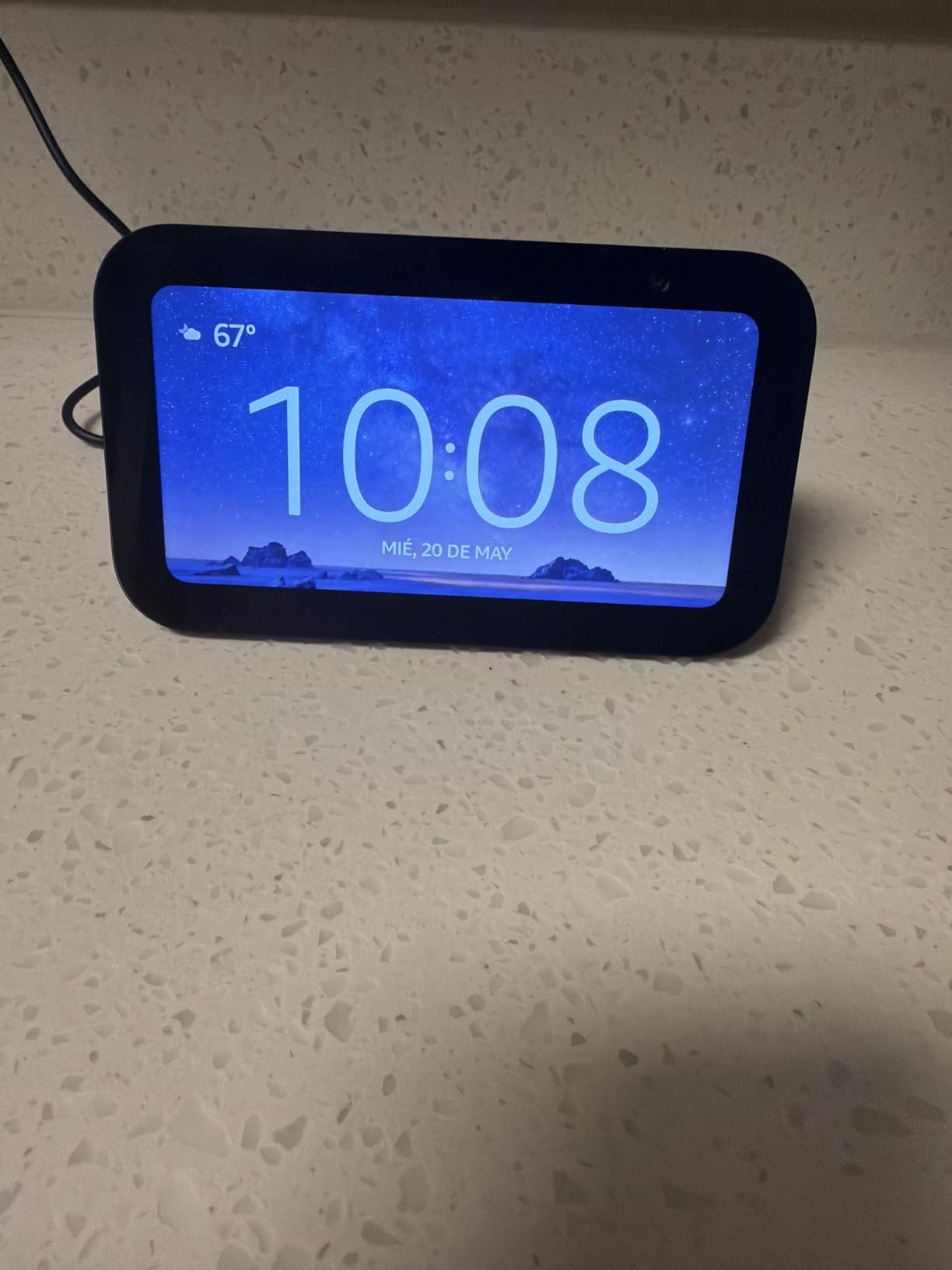 Echo Show 5 (newest model), Smart display, Designed for Alexa+, 2x the bass and clearer sound, Charcoal customer photo 2