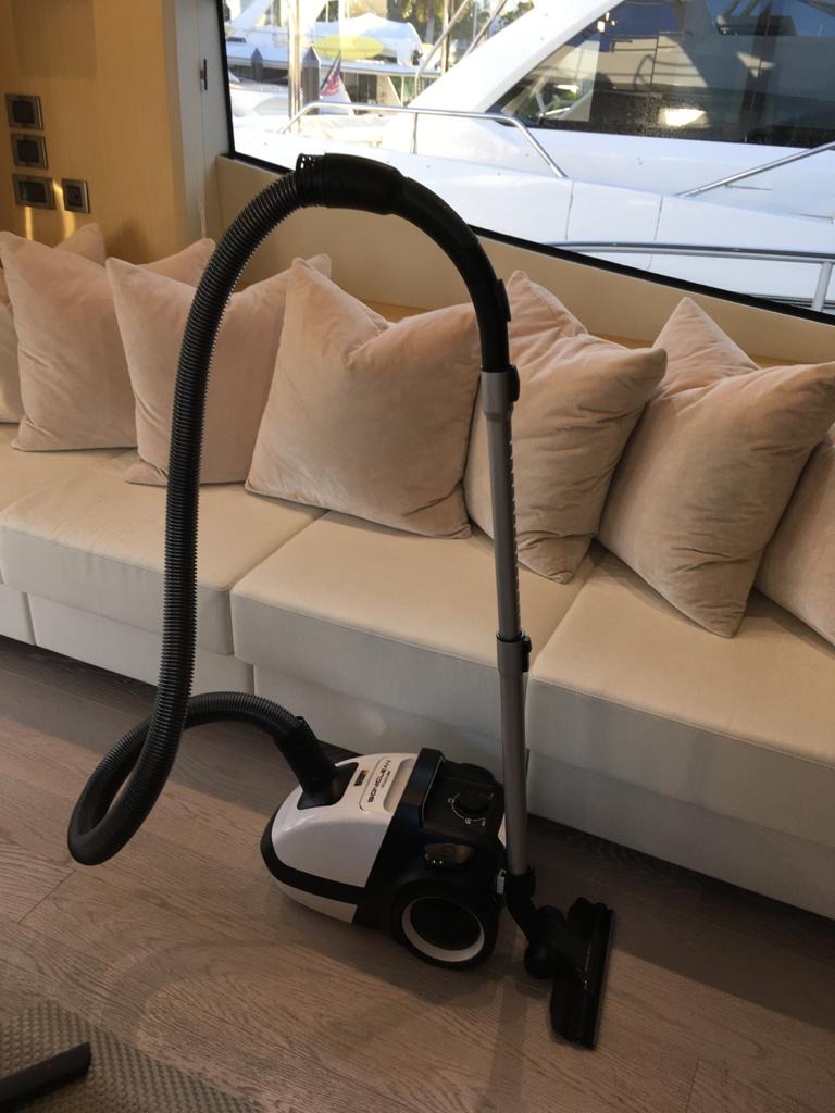 Soniclean WhisperJet C2 Canister Vacuum Cleaner - Ultra-Quiet Operation - U15 ULPA Filtration - Designed in Germany customer photo 2