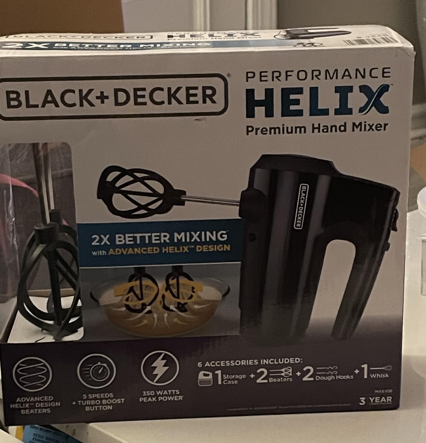 BLACK+DECKER Hand Held Mixer MX610B, 5-Speed customer photo 1