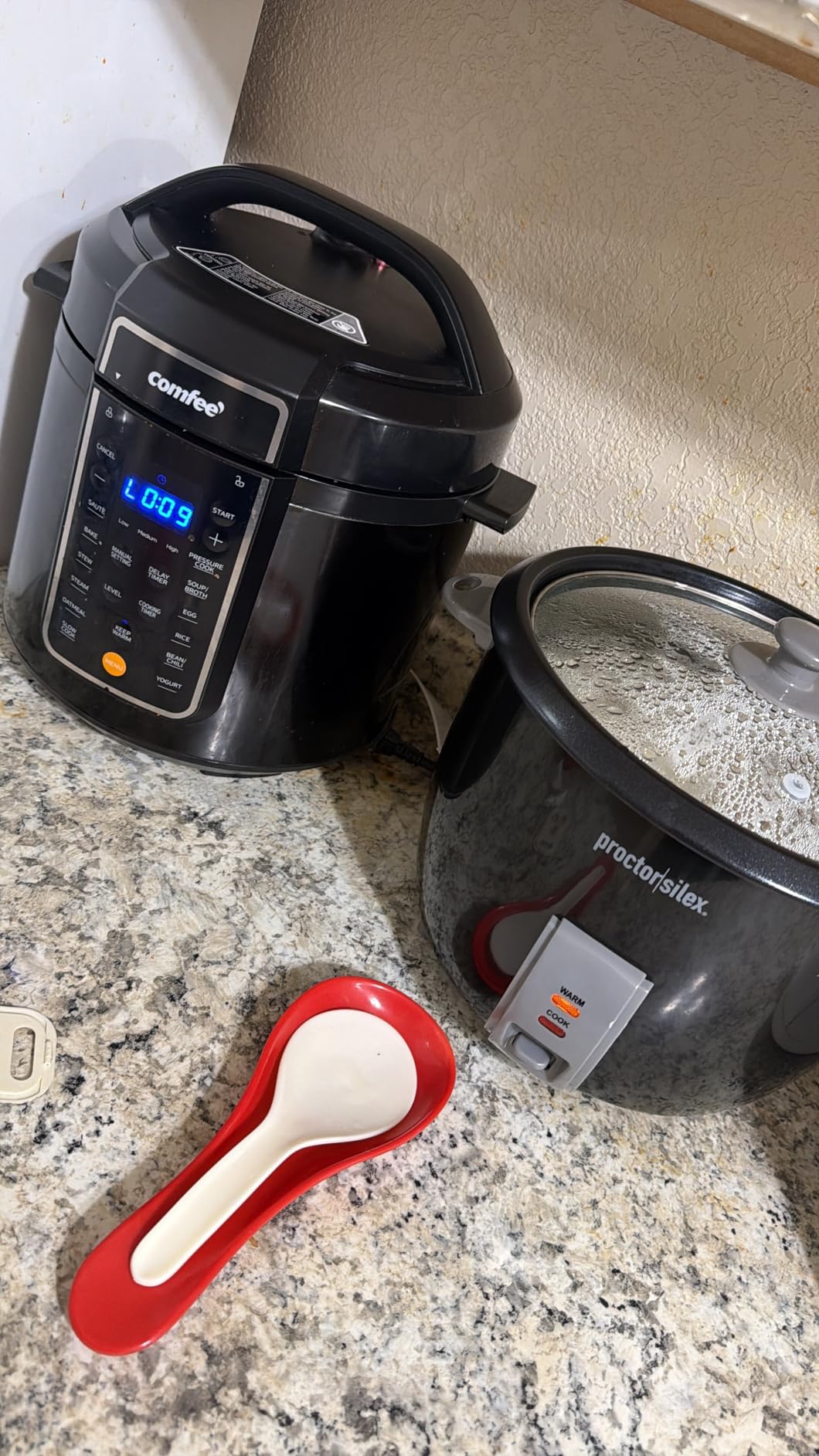 Proctor Silex Rice Cooker & Food Steamer, 6 Cups Cooked (3 Cups Uncooked) | Includes Aluminum Steam and Rinsing Basket, Measuring Cup & Spatula| Easy 1 Touch Controls | Black | 37510MN customer photo 1