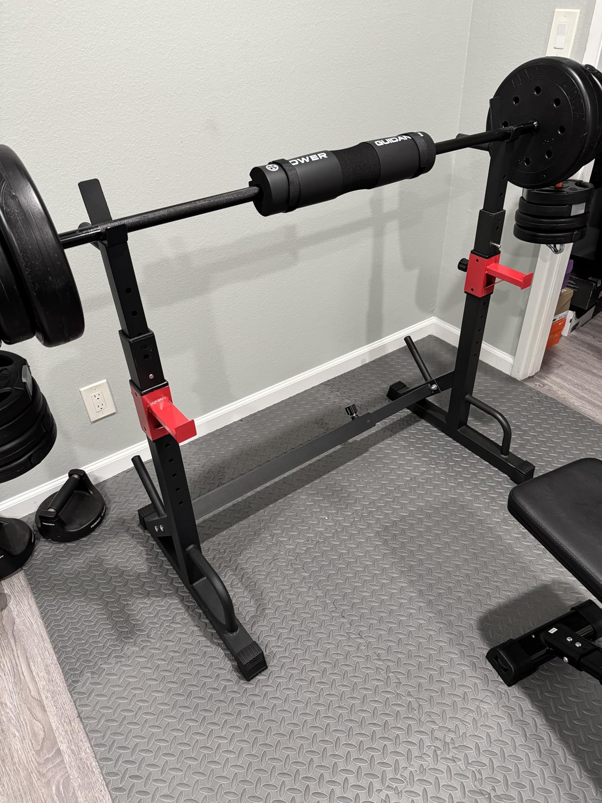 US Weight 105 Pound Barbell Weight Set for Home Gym| Adjustable Weight Set with Two Dumbbell Bars and Full 6 Ft Bar, Black customer photo 2