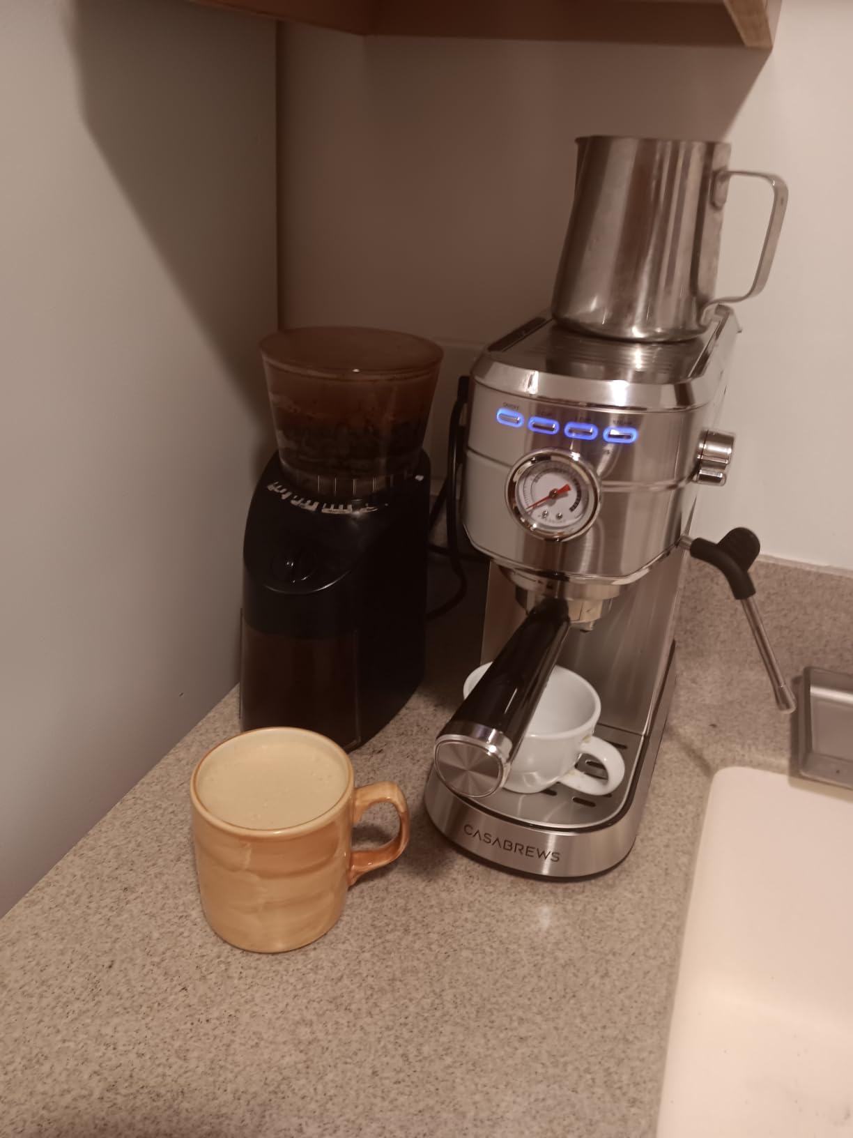 CASABREWS CM5418 Compact Espresso Machine with Milk Frothing Steam Wand customer photo 2