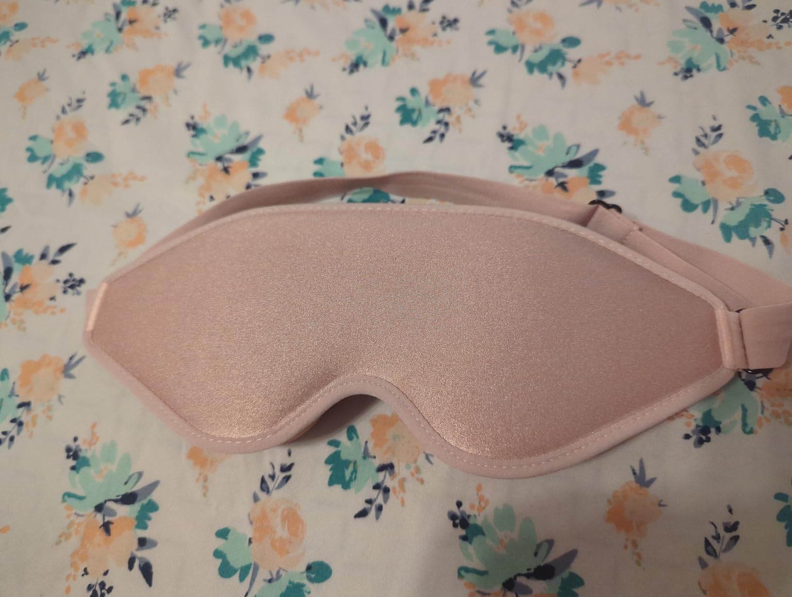 FengXinZi Sleep Mask for Side Sleeper, Blackout Eye Mask for Women Men | Sleeping Masks, 3D Contoured, Breathable, Zero Eye Pressure, Eyelash Friendly, Adjustable Strap, for Travel (Grey) customer photo 1