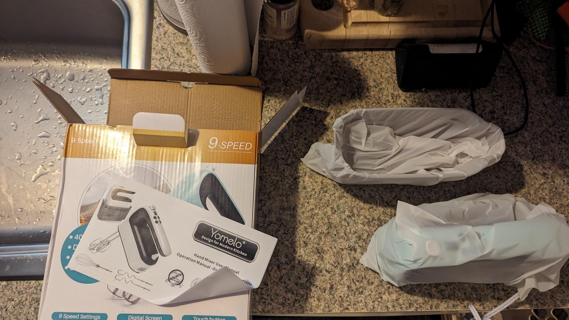 Yomelo 9-Speed Digital Hand Mixer Electric, 400W Powerful DC Motor, Hand Mixer Electric Handheld with Snap-On Storage Case, 5 Stainless Steel Accessories, Beaters, Dough Hooks, Whisk(Ice Blue/Black) customer photo 1
