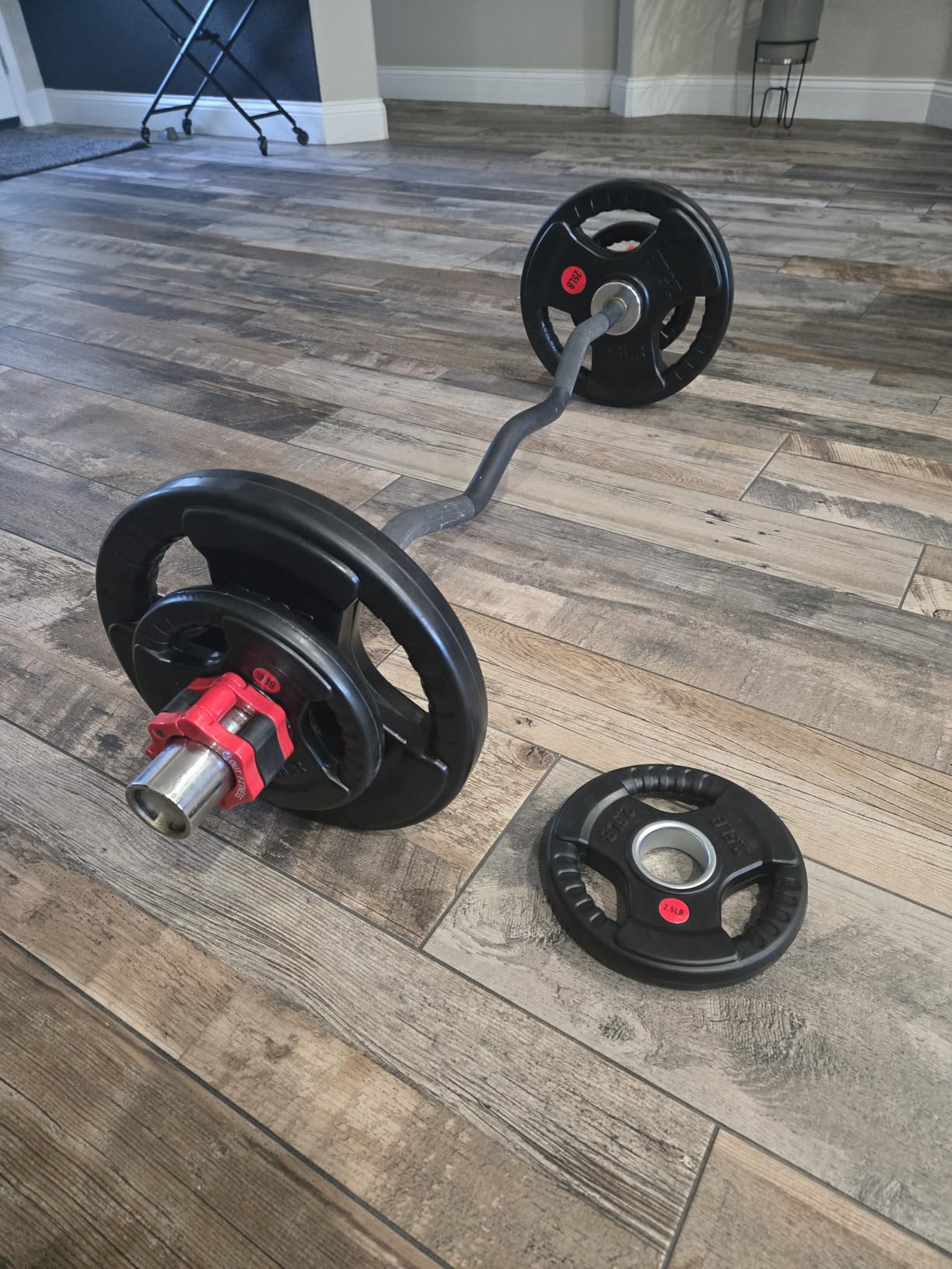 Gikpal Olympic Weight Plates, 2-Inch Three-Grip Rubber Coated Barbell Plates with Steel Hub, Cast Iron Weights for Strength Training & Home Gym, Pair or Sets (2.5-45LB) customer photo 1
