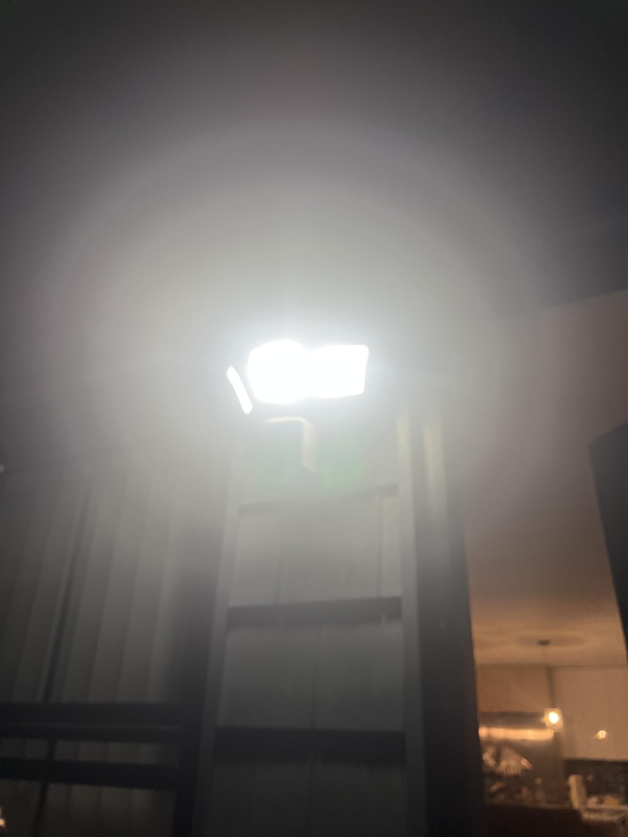 WYZE Floodlight Camera Pro, PCMag Editors' Choice 3000-Lumen LEDs, 2.5K HD Outdoor Security Camera, 180° Wide View, Motion Detection, Color Night Vision, Works with Alexa & Google-White customer photo 2