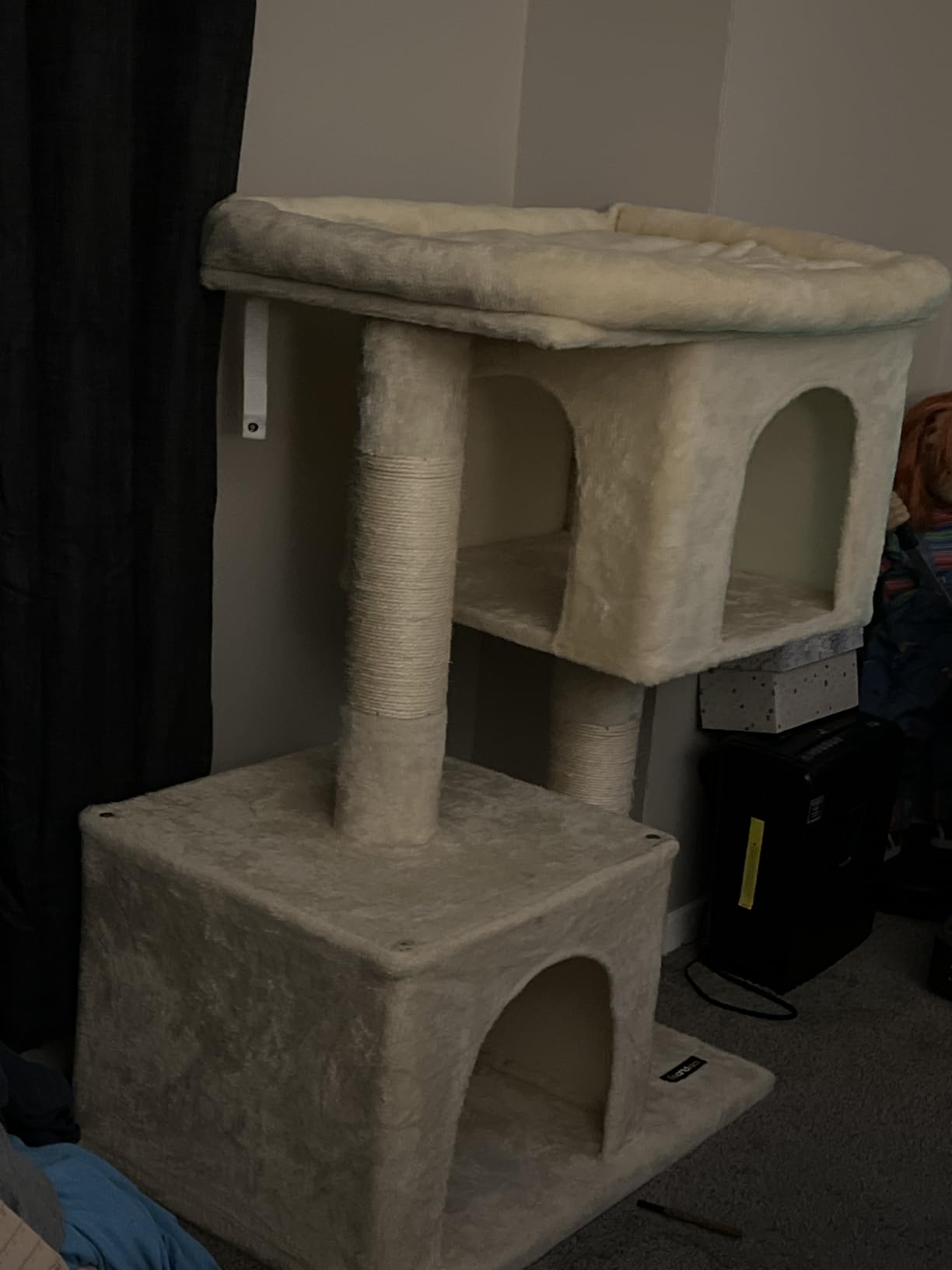 Feandrea Cat Tree, 26.4-Inch Cat Tower, Plush Condo for Kittens up to 7 lb, Large Perch, 2 Caves, Scratching Post, Light Gray UPCT611W01 customer photo 1