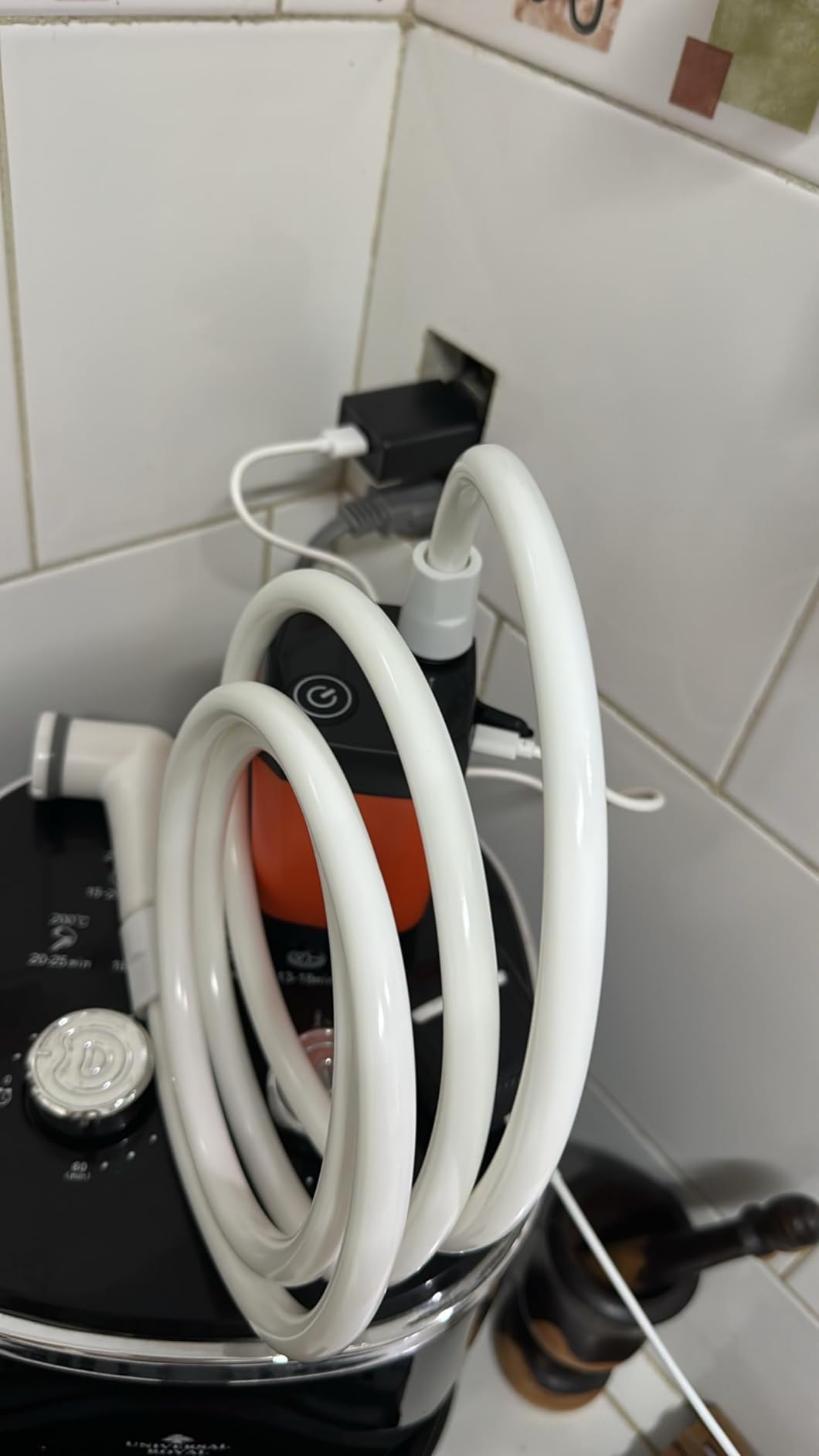 WADEO Portable Shower for Camping, Outdoor Electric Shower Rechargeable Pump with Intelligent Digital Display customer photo 1