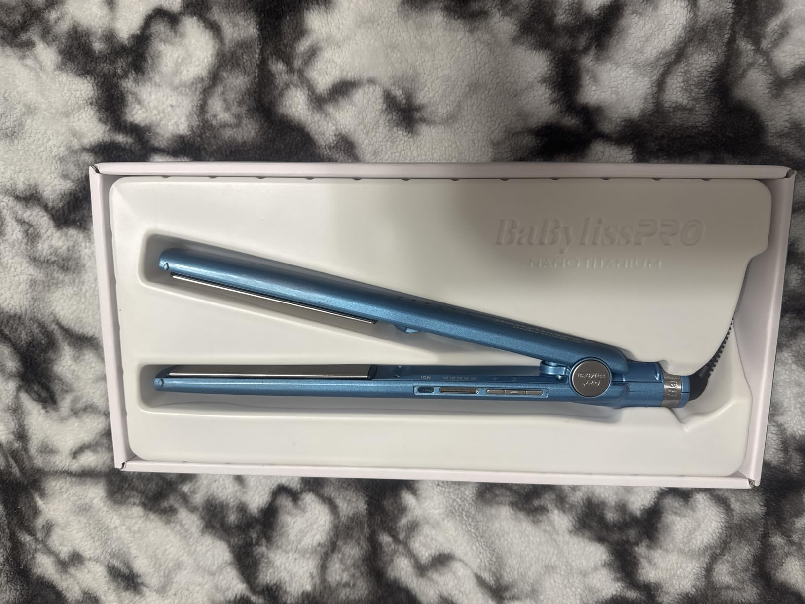 BabylissPRO Nano Titanium Specialty Ionic Hair Straightener, Professional Flat Iron For All Hair Types customer photo 2