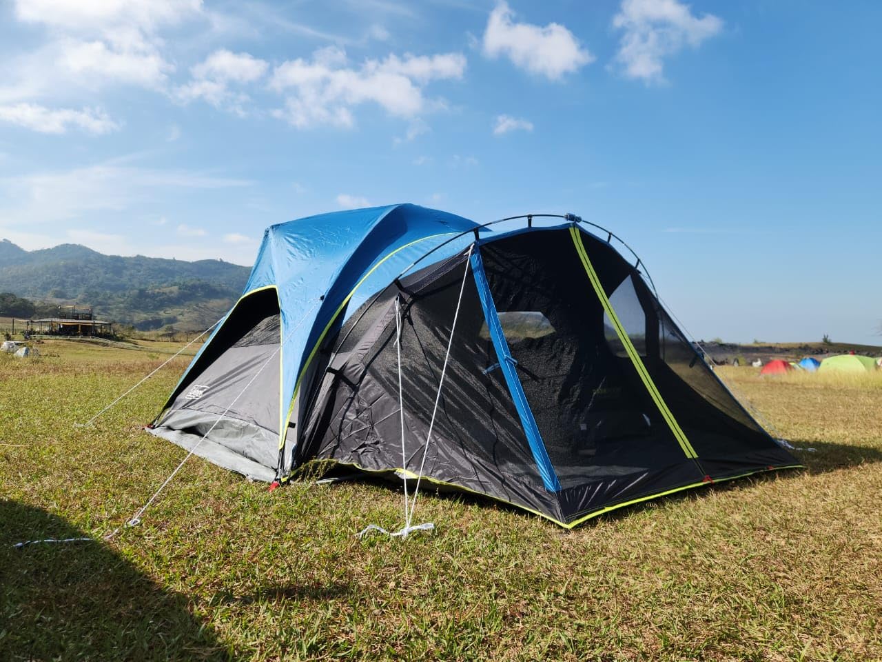 Carlsbad 4 Person Dark Room Dome Camping Tent with Screen Room, E Ports, Side Windows, and WeatherTec System, Teal Blue/Black customer photo 1