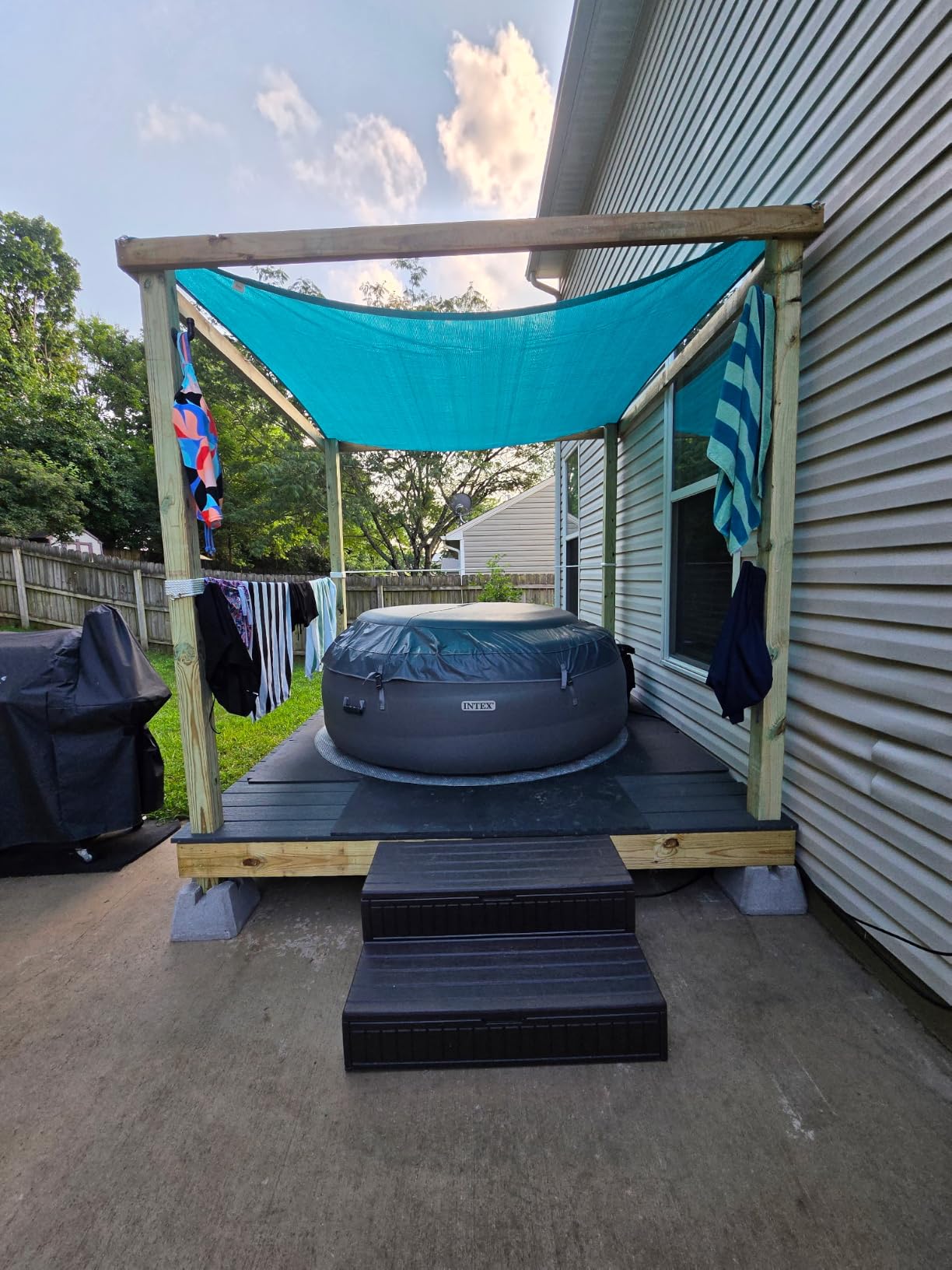INTEX SimpleSpa 4 Person Inflatable Hot Tub, Portable Spa with 100 Jets customer photo 1