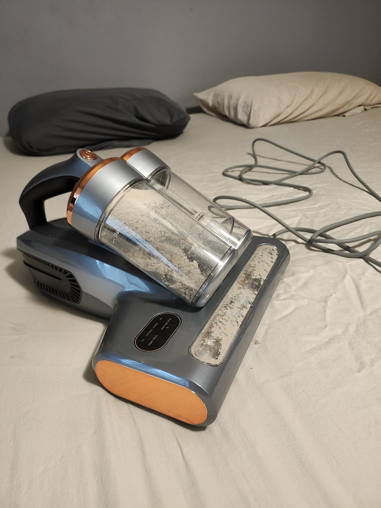 JIGOO S300 PRO Mattress Vacuum Cleaner with UV & Ultrasonic and High Heating,Anti-allergen Powerful Handheld Vacuum for Bed,Sofa customer photo 1