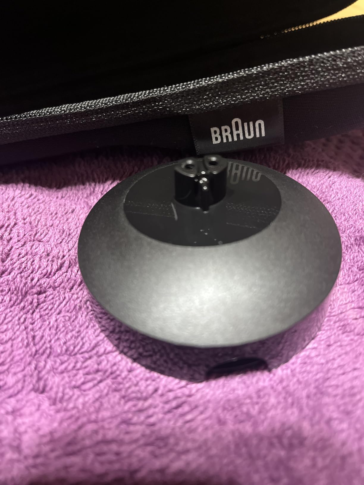 Braun Series 7 7032cs Flex Electric Razor for Men, Wet & Dry, Electric Razor, Rechargeable, Cordless Foil Shaver with Beard Trimmer and Charging Stand, Silver customer photo 1