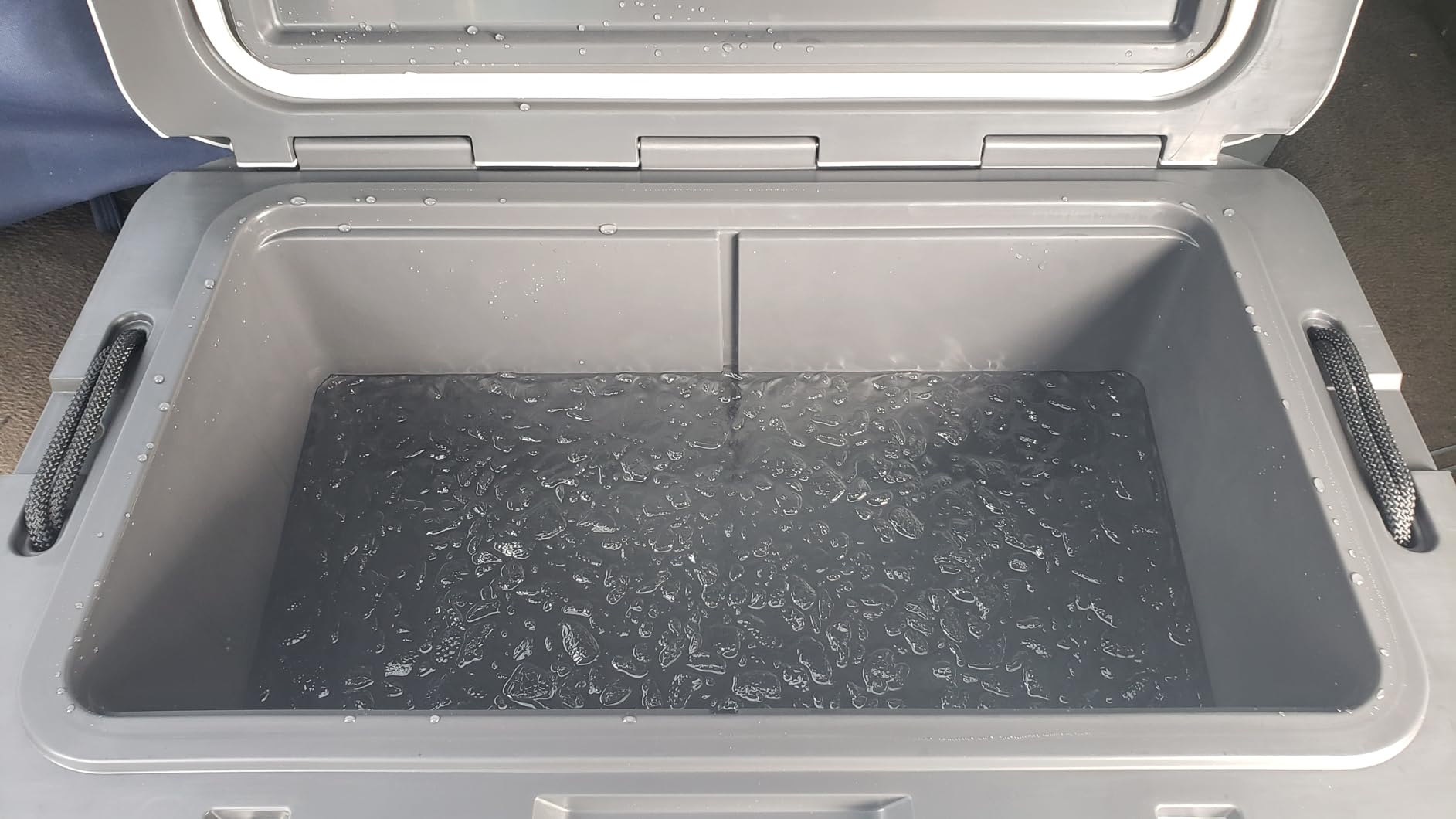 ENGEL 60 QT Ultra-Light Injection Molded Cooler, Ice Chest Keeps Ice up to 7 Days, Includes Wire Basket, Divider and Built-in Bottle Opener customer photo 1
