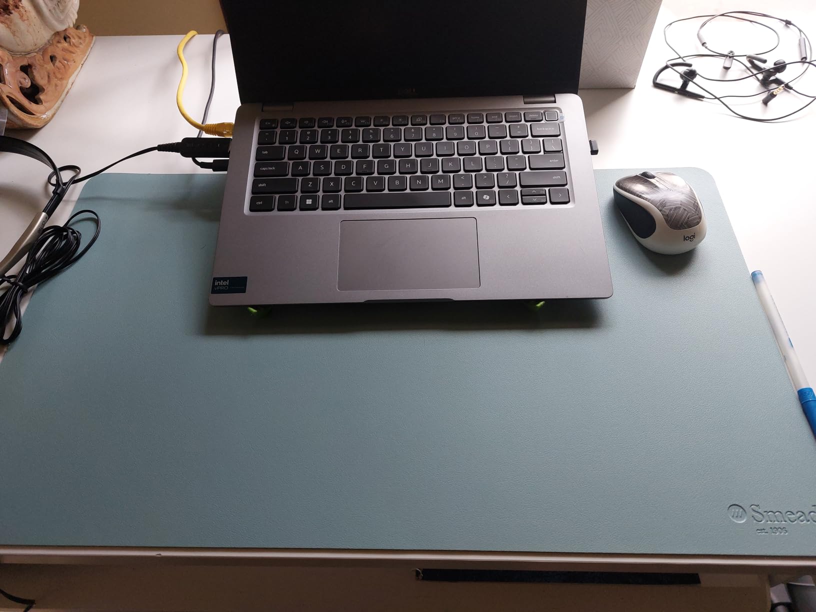 Smead Vegan Leather Desk Pad Mat, Office Desk Mat, Large, Sandstone Beige | Waterproof desk pad protector, writing mat and desk blotter. Non-slip suede grips under a keyboard, mouse and monitor. customer photo 1