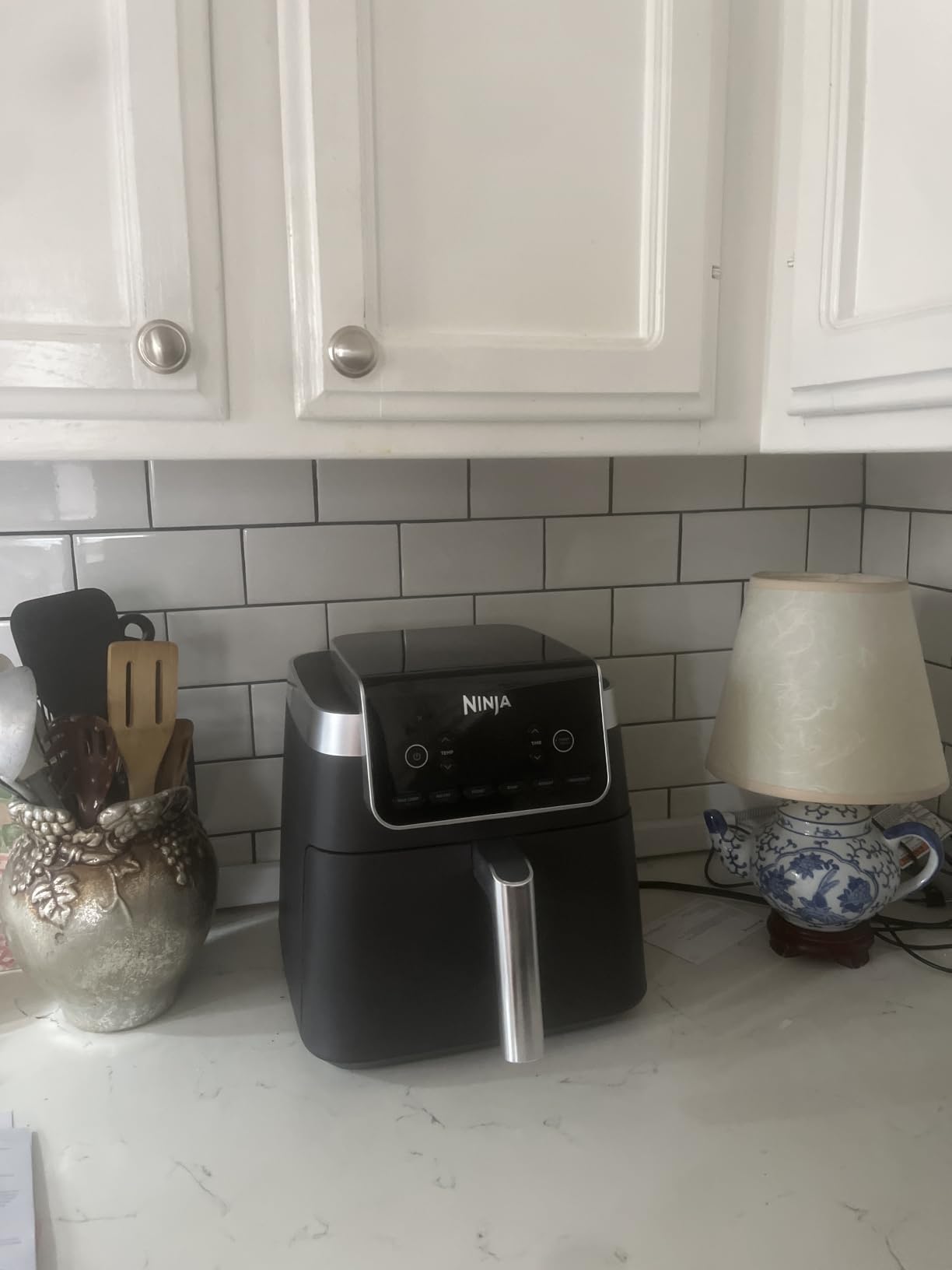 Ninja Air Fryer XL with MaxCrisp, 6.5 Qt, 6-in-1, Grey, AF181 | Max crisp, air fry, roast, bake, reheat, dehydrate, 1750W, 450F max, Fits 9 lbs wings customer photo 2