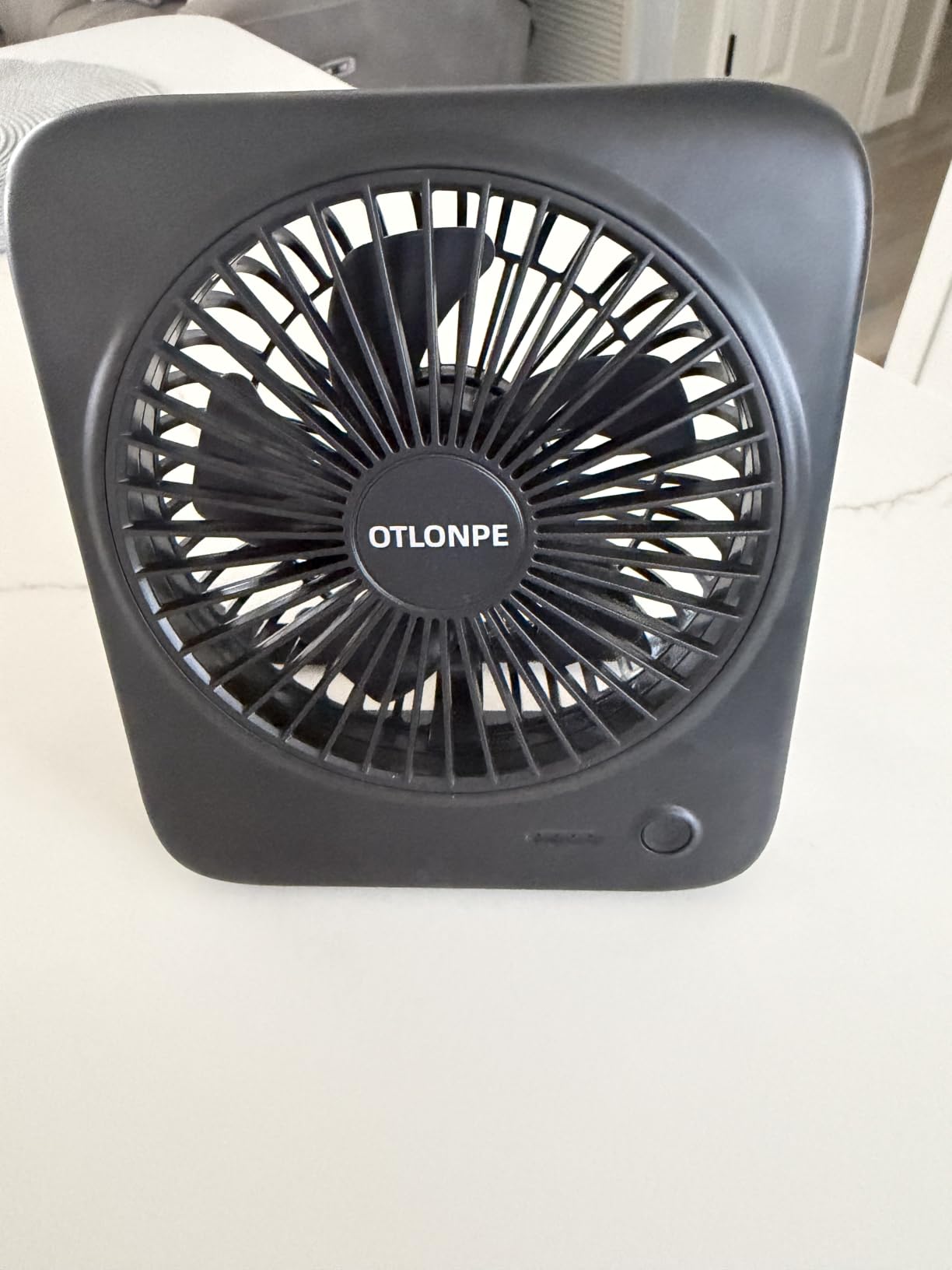 Otlonpe Personal Portable Desk Fan, 4000mAh Small Rechargeable Portable Fan Battery Operated & USB Powered for Travel Sleeping Bedroom Office Home Table, Cordless, Quiet, 4-Speed, 6.5 Inch (Black) customer photo 2