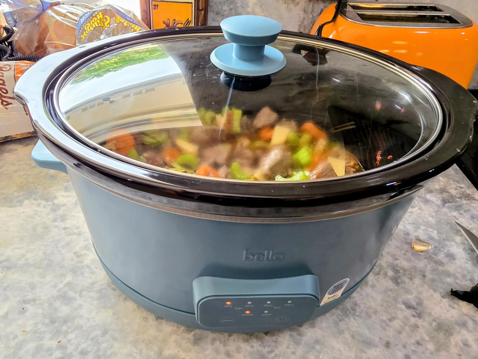 bella 6.0 Qt Programmable Slow Cooker, Ceramic Nonstick Coating, Adjustable Temperature & Cooking Times customer photo 2