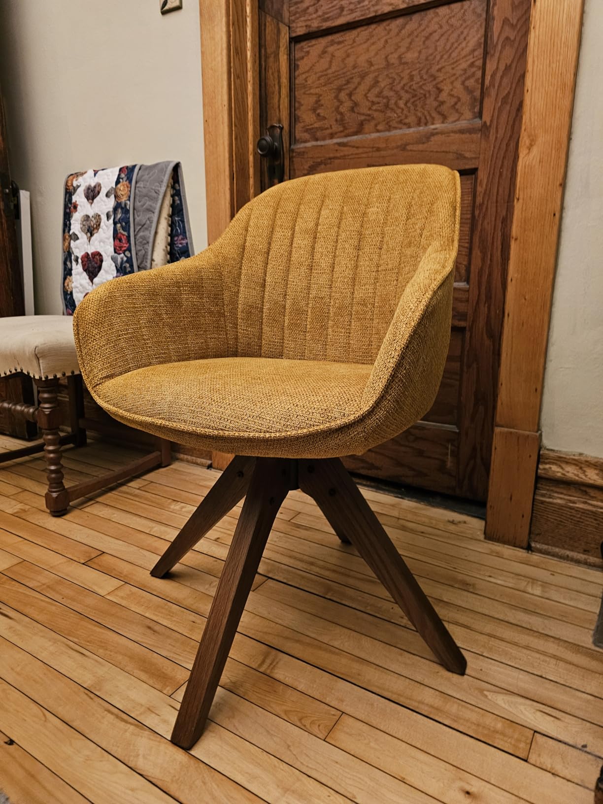 Art Leon Desk Chair No Wheels, Mid Century Modern Office Chair, Swivel Accent Chair with Oak Wood Legs, Boucle Fabric Upholstered Arm Chair, White customer photo 1