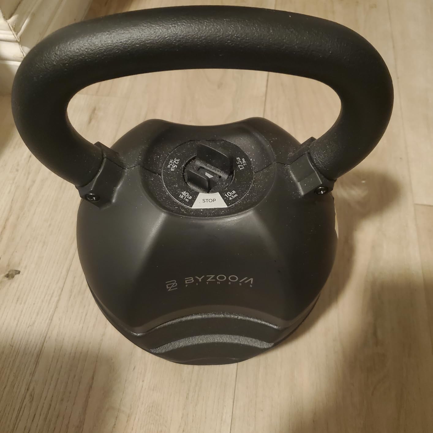 BYZOOM FITNESS Pure Series Adjustable Kettlebell 30/40/50LB - 5-IN-1 Weight Change, Patented Quick-Change Mechanism, Ergonomic Curved Handle for Home Gym, Strength Training, HIIT, White OR Black customer photo 2