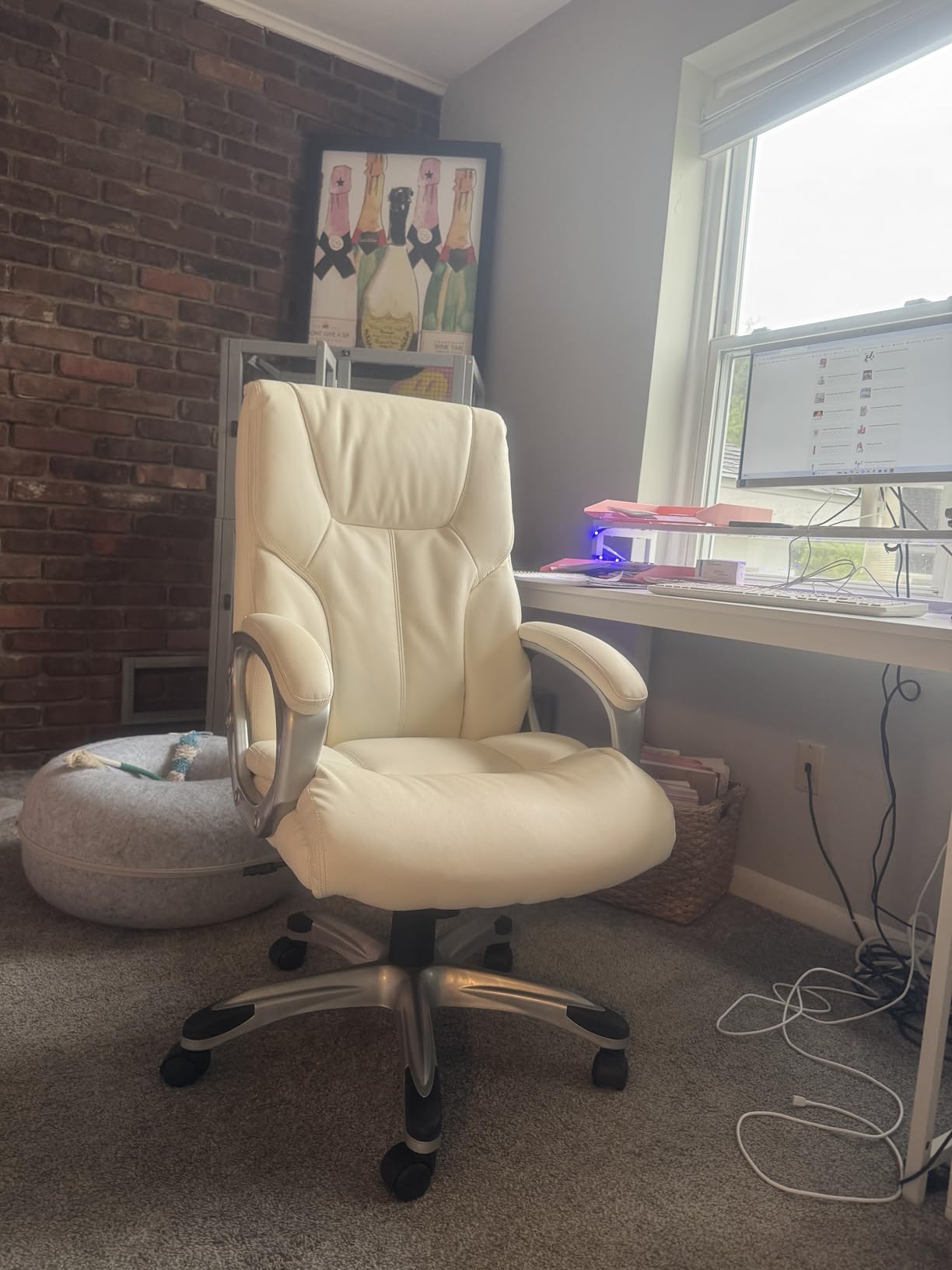 Amazon Basics Executive High Back Office Chair, Adjustable Height, Tilt, Swivel, Padded Seat customer photo 2