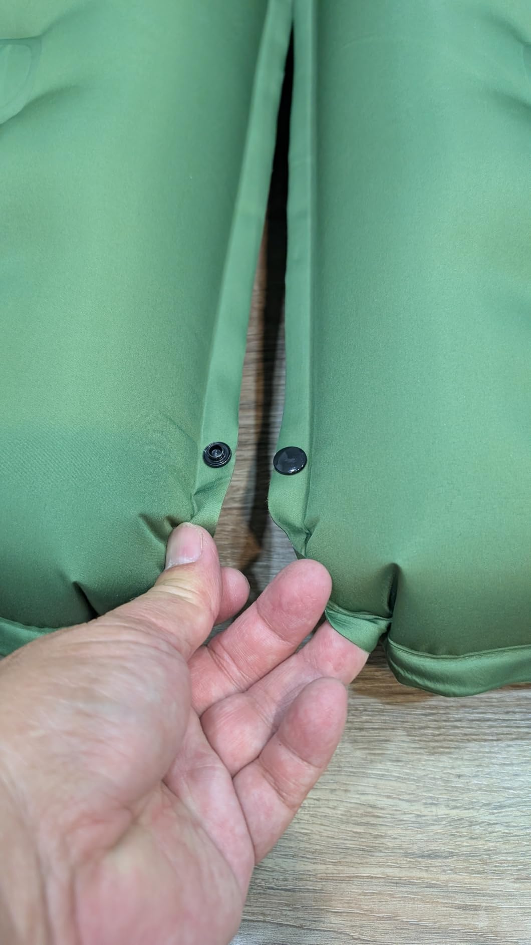 FNARMW Camping Sleeping Pad, Extra Thick 5 Inch Camping Mat with Pillow Built-in Foot Pump Inflatable Sleeping Pads Compact for Camping Backpacking Hiking Traveling Tent (Green) customer photo 2