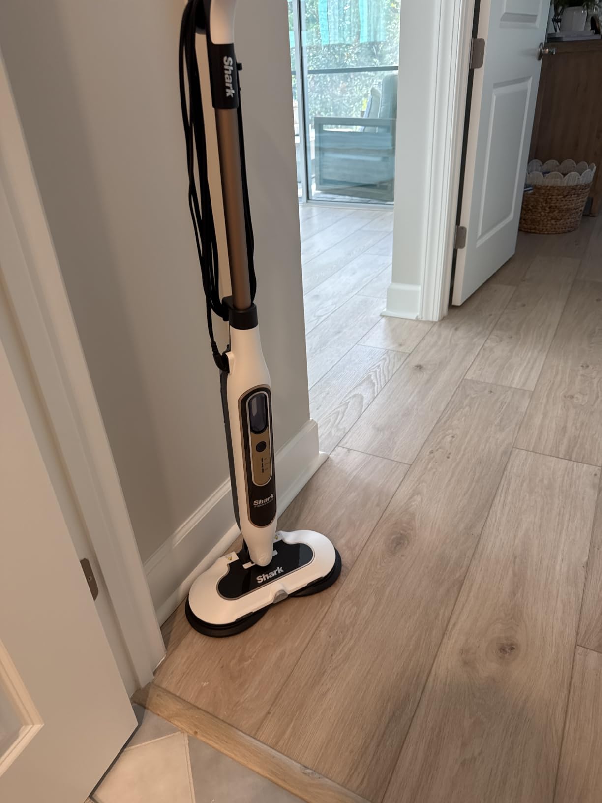 Shark Steam & Scrub with Steam Blaster Technology, All-in-One Hard Floor Steam Mop with 3 Steam Modes & LED Headlights, White, S8201 customer photo 1