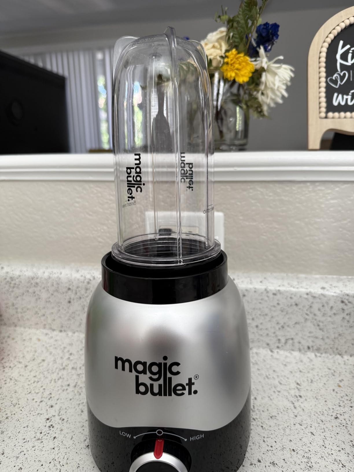 magic bullet Combo Blender, 600W, 48oz Pitcher, 16oz Cup with To-Go Lid, Easy Cleaning, Cross Blade, for Smoothies, Sauces, Shakes, Salsa, Hot Blends, Silver, MBF50200 customer photo 1