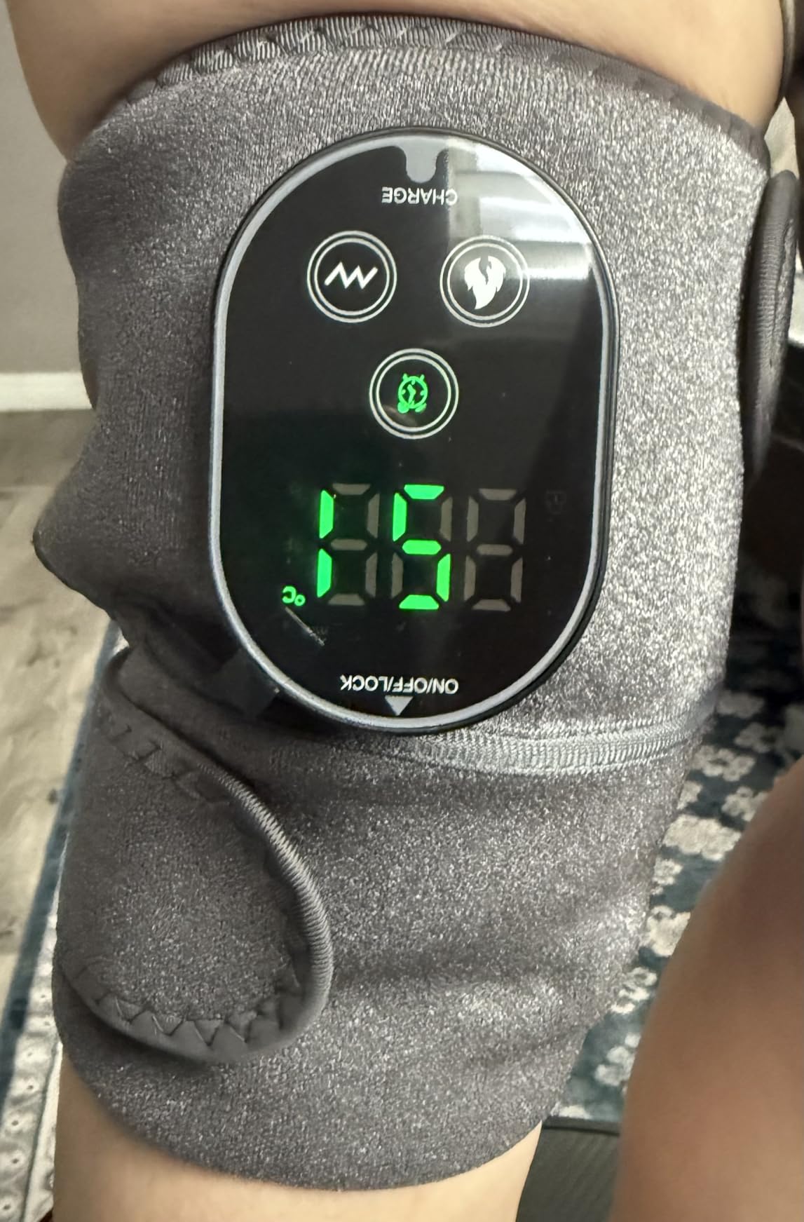 Cordless Heated Knee Massager with Vibration, FSA Eligible HSA, Heated Knee Brace Wrap Heating Shoulder Brace Support Wrap for Knee Elbow, Heating Pad with 6 Heating Levels, 3 Massage Modes & Timer customer photo 1