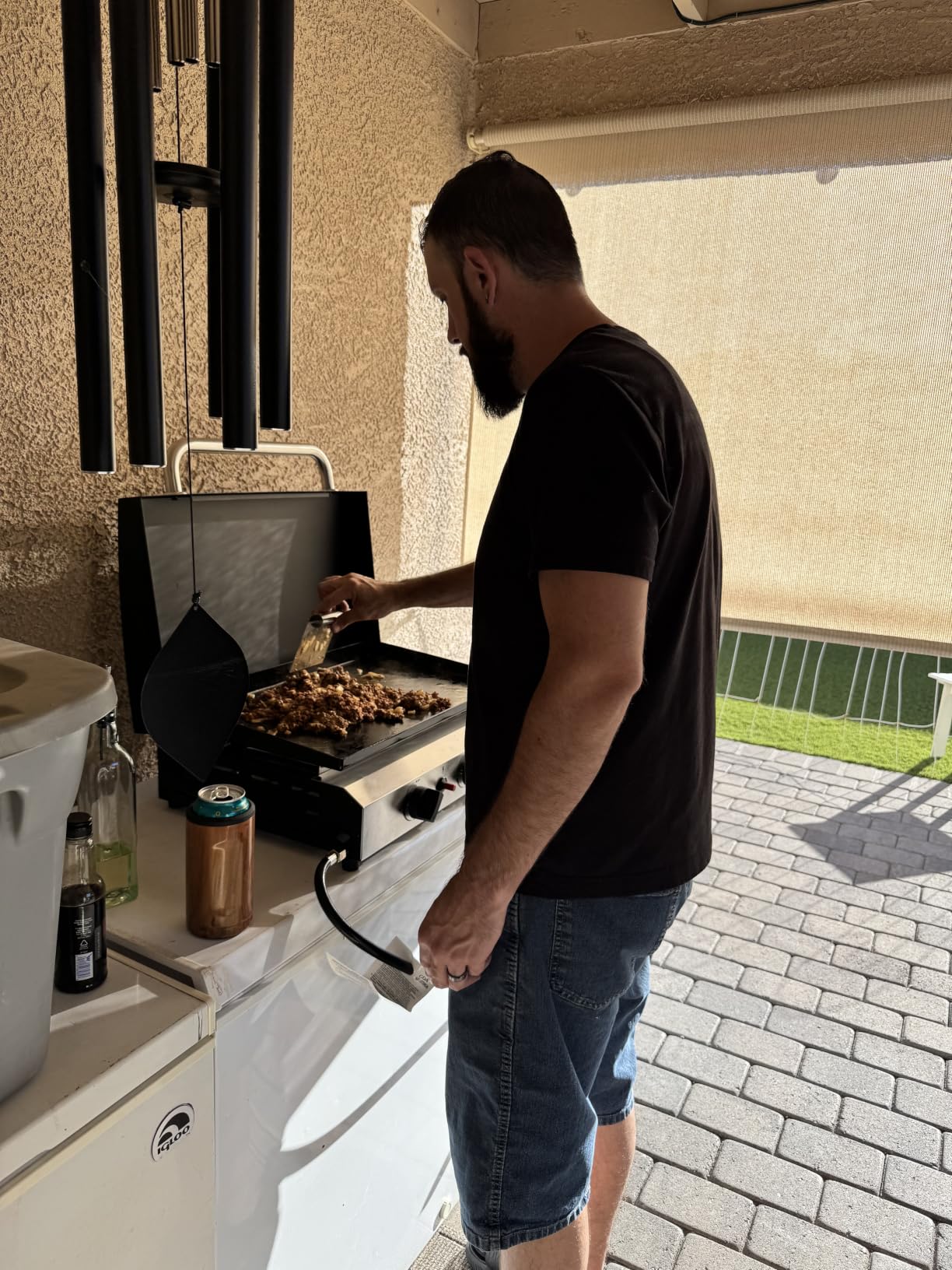SKOK 3 Burners Outdoor Tabletop Gas Griddle with Hood, Flat Top Gas Grill | 3 Burner Portable Propane Griddle for Outdoor Tailgating BBQ, Camping or Picnicking, 45,000 BTU Output, 23.3 Inch customer photo 1