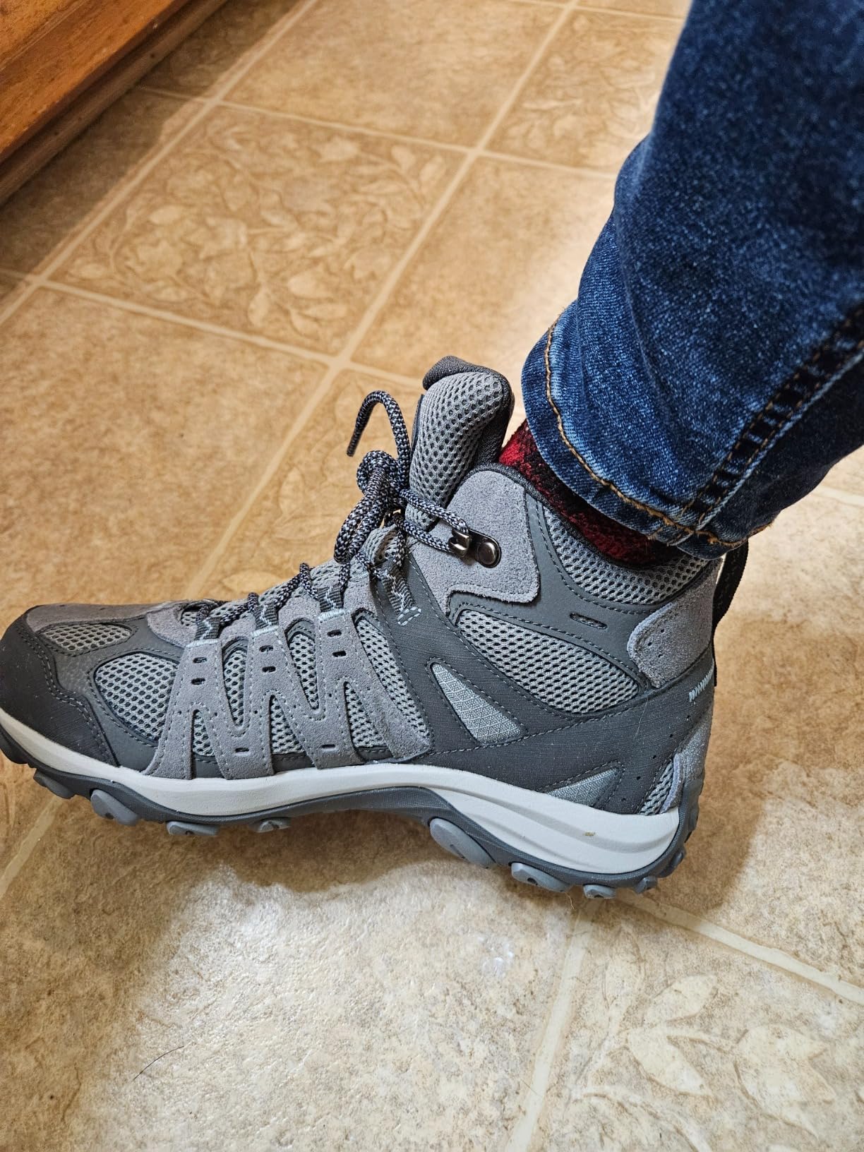 Merrell Women's Accentor 3 Mid Wp customer photo 1